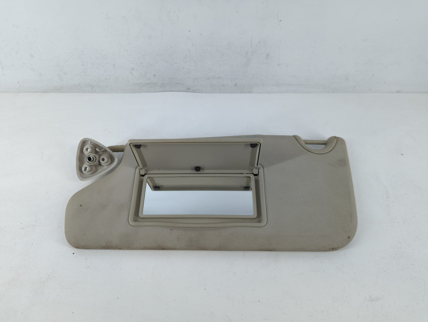 2020 Dodge Journey Sun Visor Shade Replacement Driver Left Mirror Fits OEM Used Auto Parts - Oemusedautoparts1.com