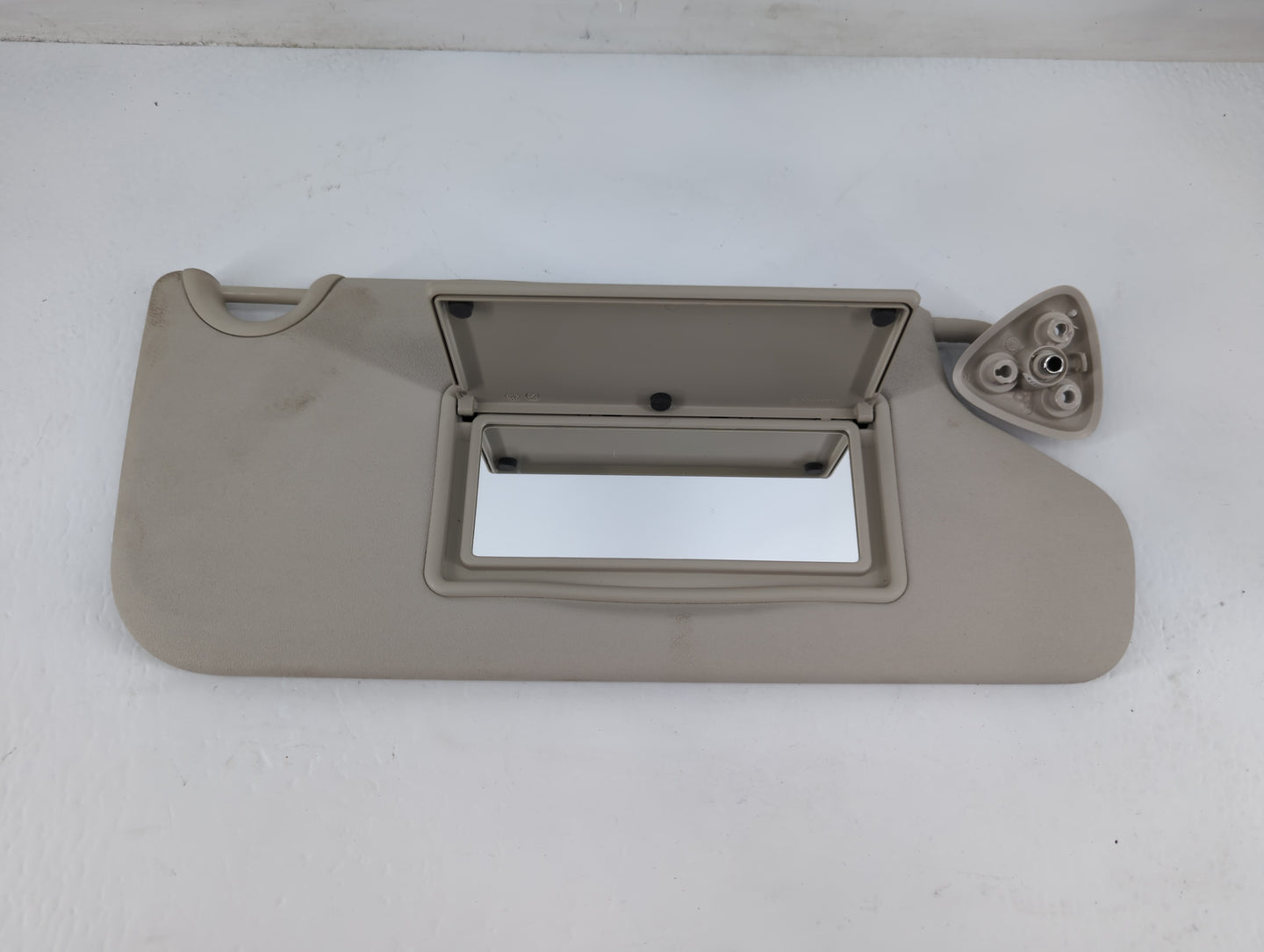 2020 Dodge Journey Sun Visor Shade Replacement Passenger Right Mirror Fits OEM Used Auto Parts - Oemusedautoparts1.com