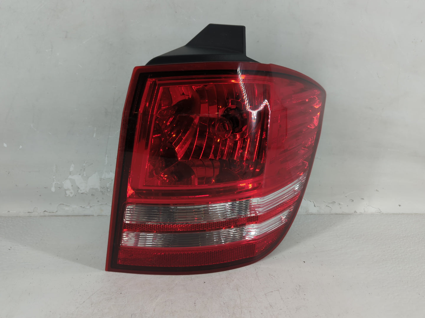 2010-2020 Dodge Journey Tail Light Assembly Passenger Right OEM P/N:05116290AG Fits OEM Used Auto Parts - Oemusedautoparts1.