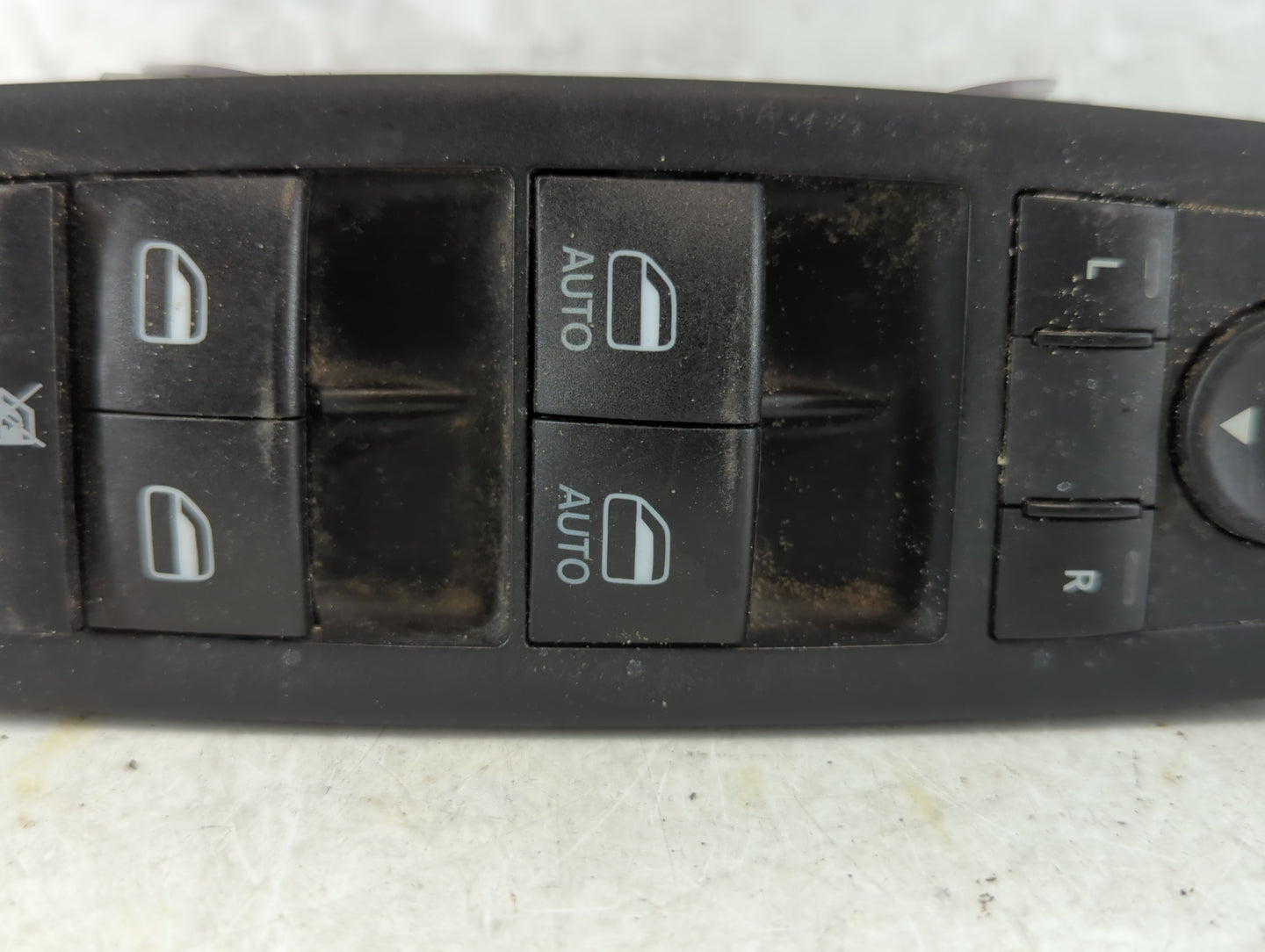 2020 Dodge Ram 1500 Master Power Window Switch Replacement Driver Side Left P/N:P56046823AE Fits OEM Used Auto Parts - Oemus