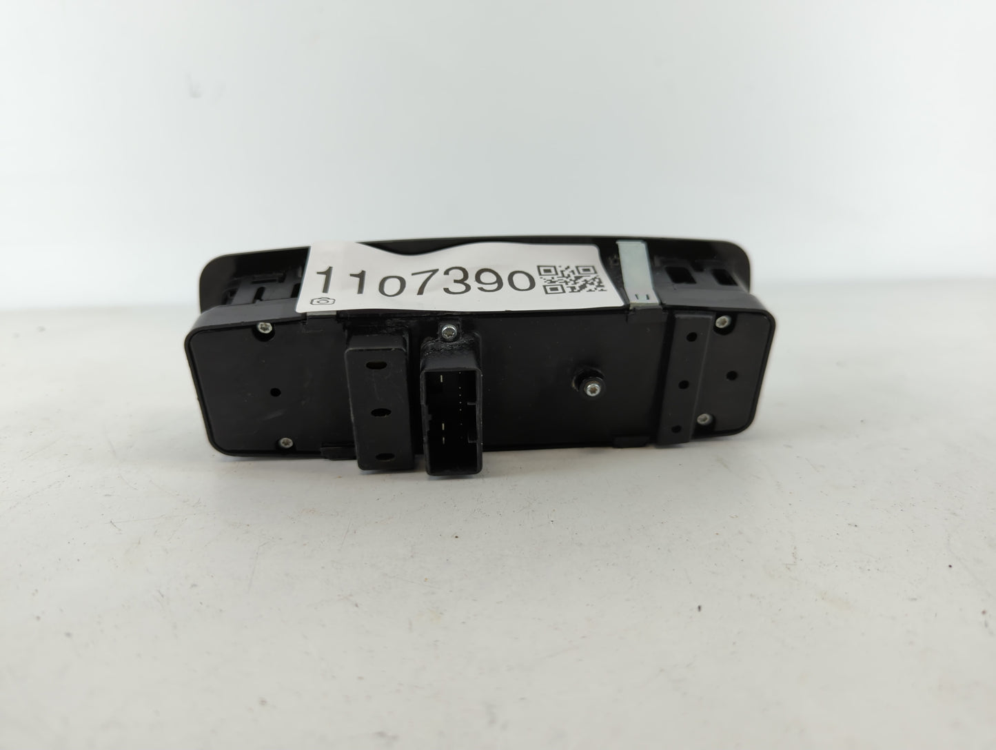 2020 Dodge Ram 1500 Master Power Window Switch Replacement Driver Side Left P/N:68262252AC Fits OEM Used Auto Parts - Oemuse