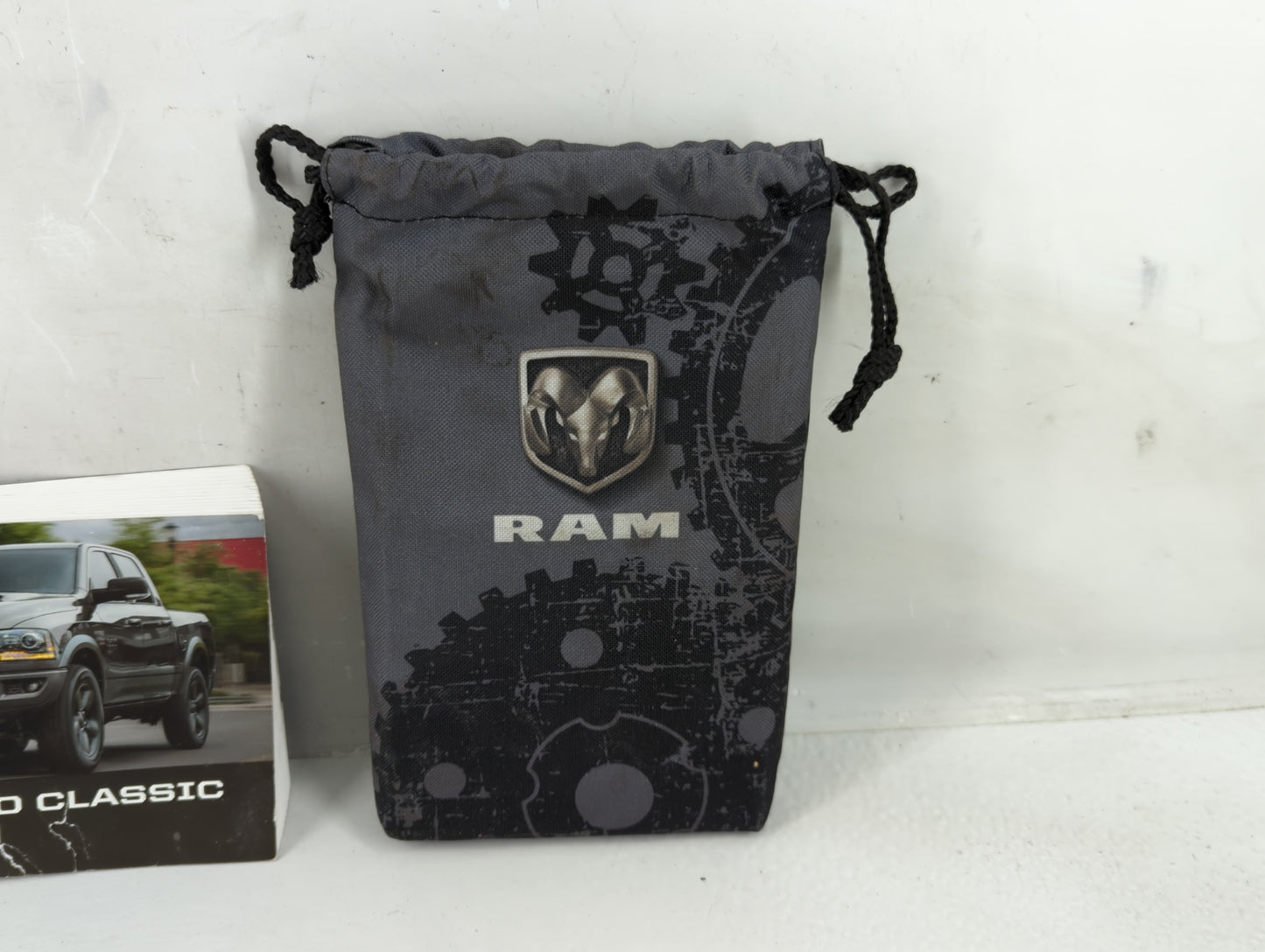 2020 Dodge Ram 1500 Owners Manual Book Guide OEM Used Auto Parts - Oemusedautoparts1.com