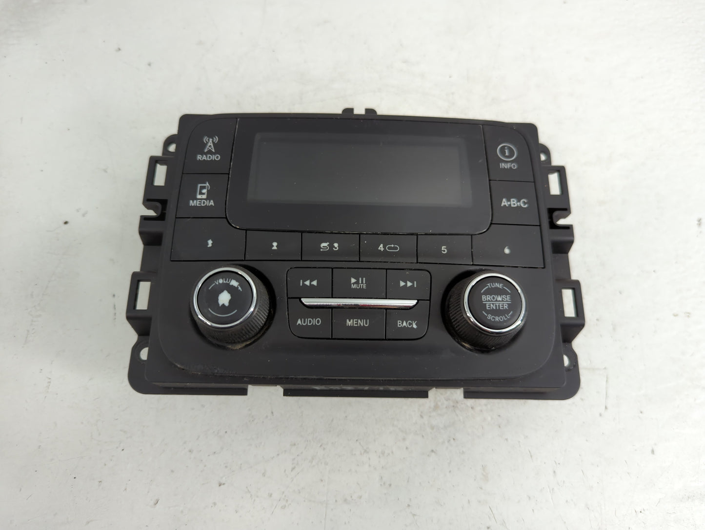 2020 Dodge Ram 1500 Radio AM FM Cd Player Receiver Replacement P/N:68356524AB Fits Fits 2017 2018 2019 OEM Used Auto Parts -