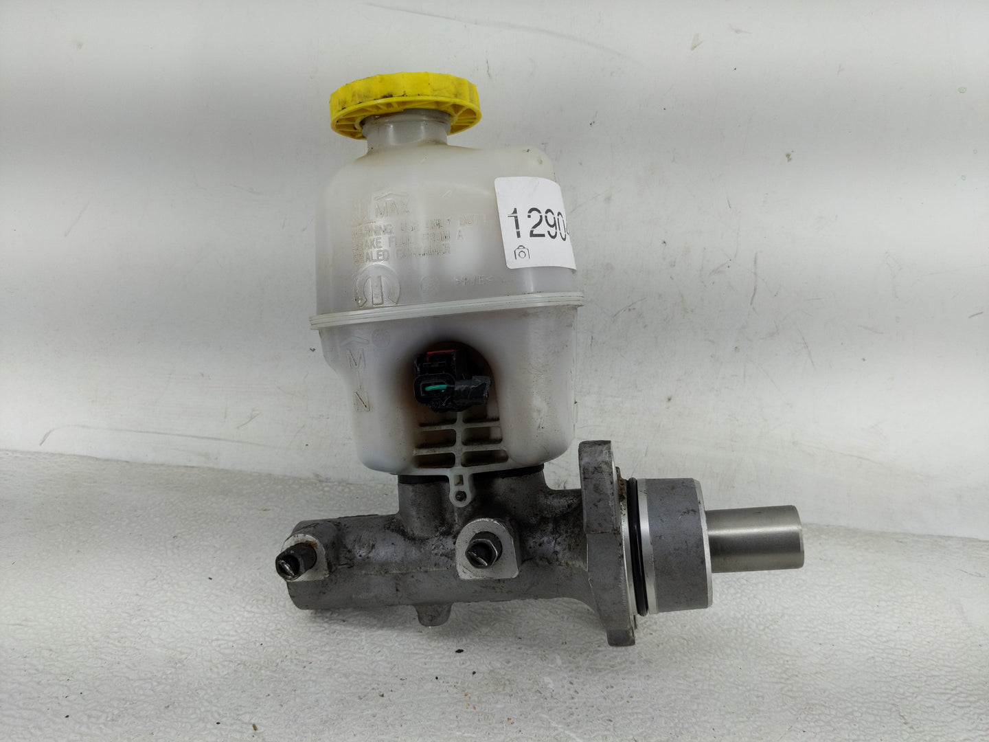 2007-2008 Dodge Ram 1500 Brake Master Cylinder - Oemusedautoparts1.com
