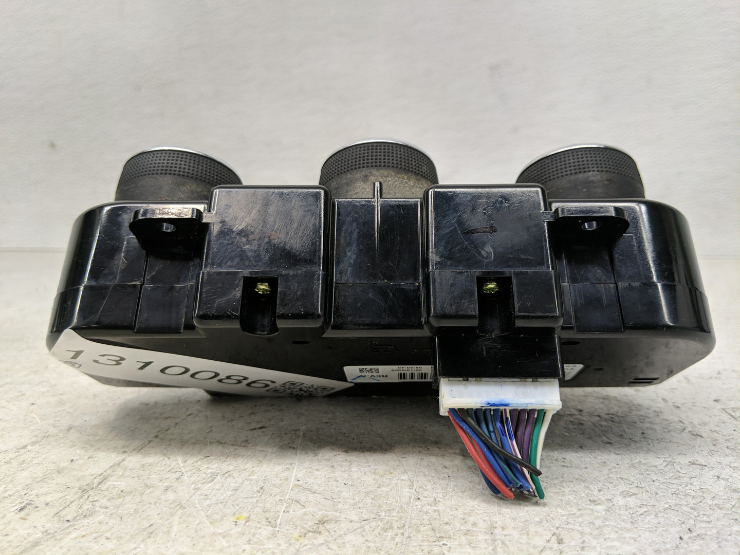 2020 Dodge Ram 1500 Climate Control Module Temperature AC/Heater Replacement P/N:P68268190AA Fits OEM Used Auto Parts - Oemu