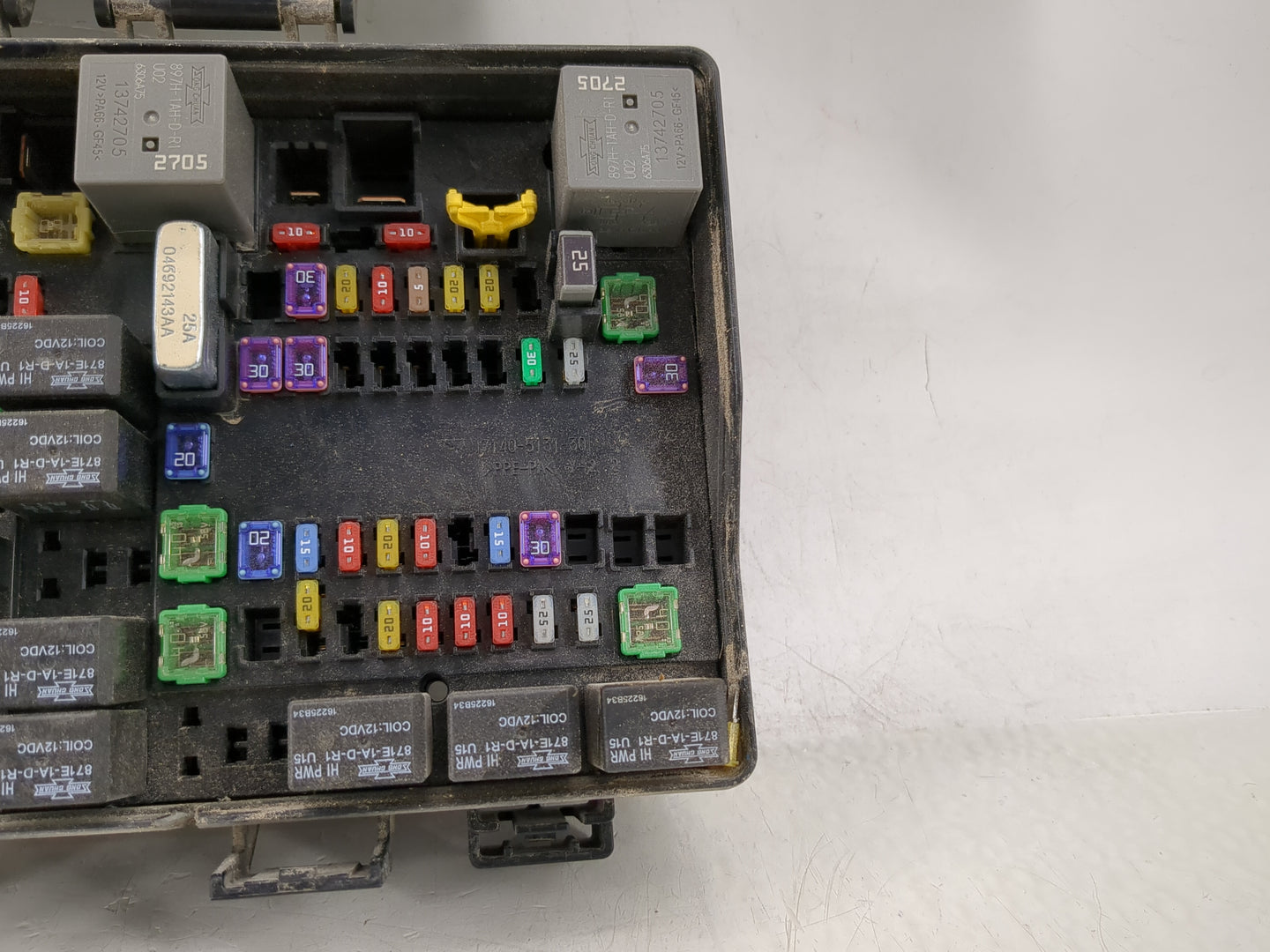 2020 Dodge Ram 1500 Fusebox Fuse Box Panel Relay Module P/N:P68322371AB Fits OEM Used Auto Parts - Oemusedautoparts1.com