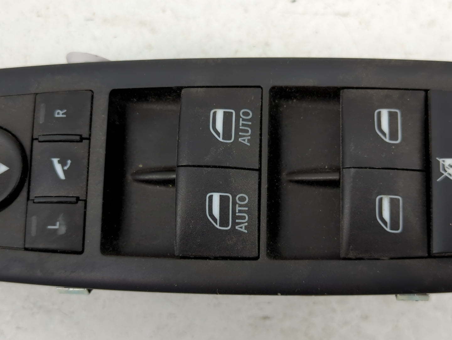 2020 Dodge Ram 1500 Master Power Window Switch Replacement Driver Side Left P/N:68262252AC Fits OEM Used Auto Parts - Oemuse