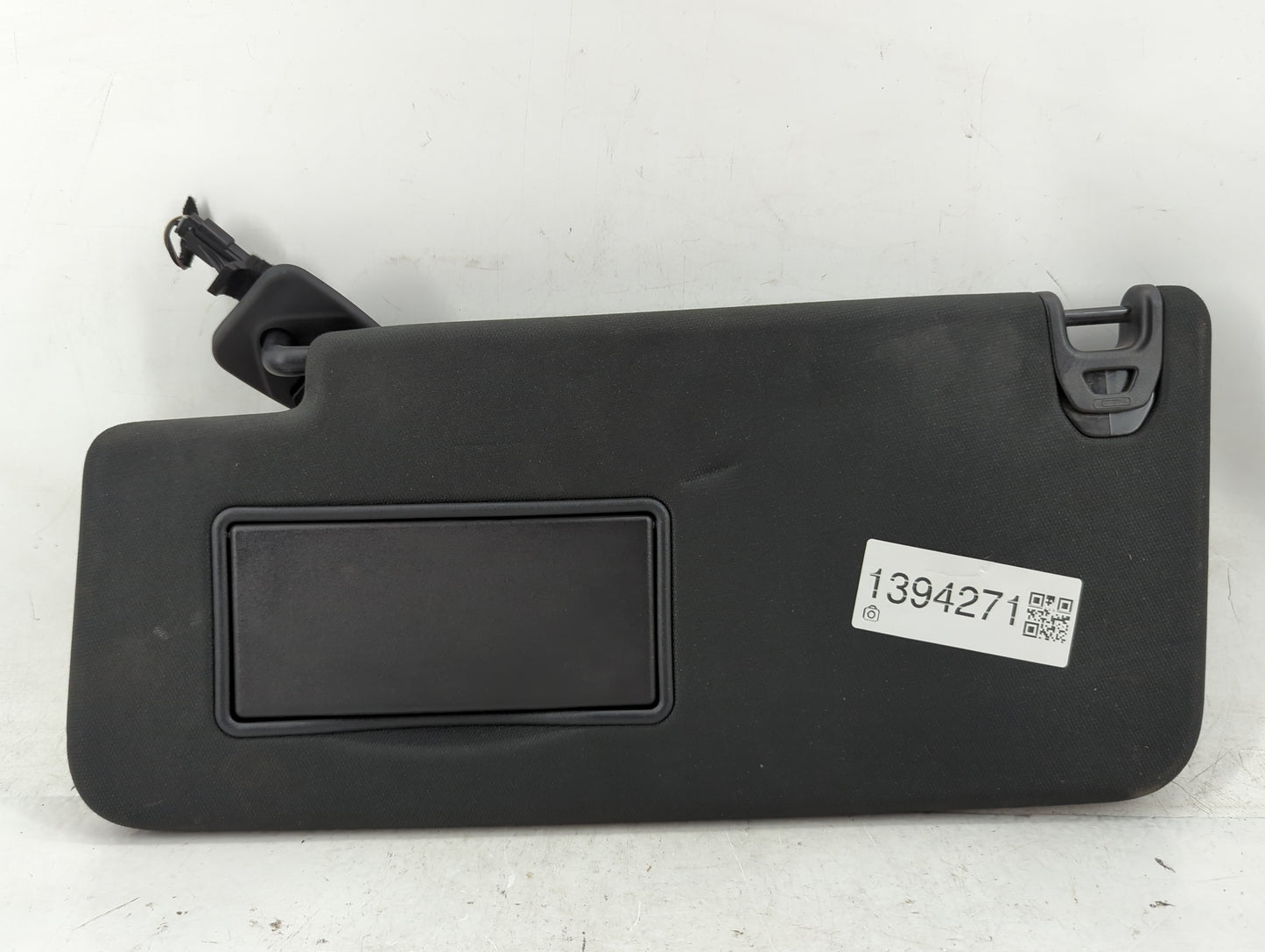 2020 Dodge Ram 1500 Sun Visor Shade Replacement Driver Left Mirror Fits Fits 2019 2021 2022 OEM Used Auto Parts - Oemusedaut