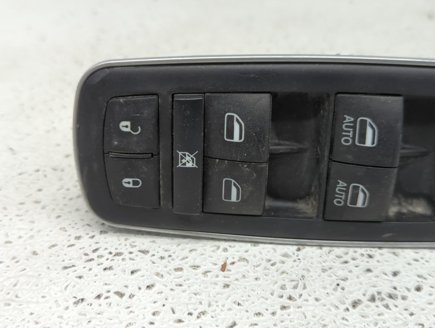2020 Dodge Ram 1500 Master Power Window Switch Replacement Driver Side Left P/N:68262253AC Fits OEM Used Auto Parts - Oemuse