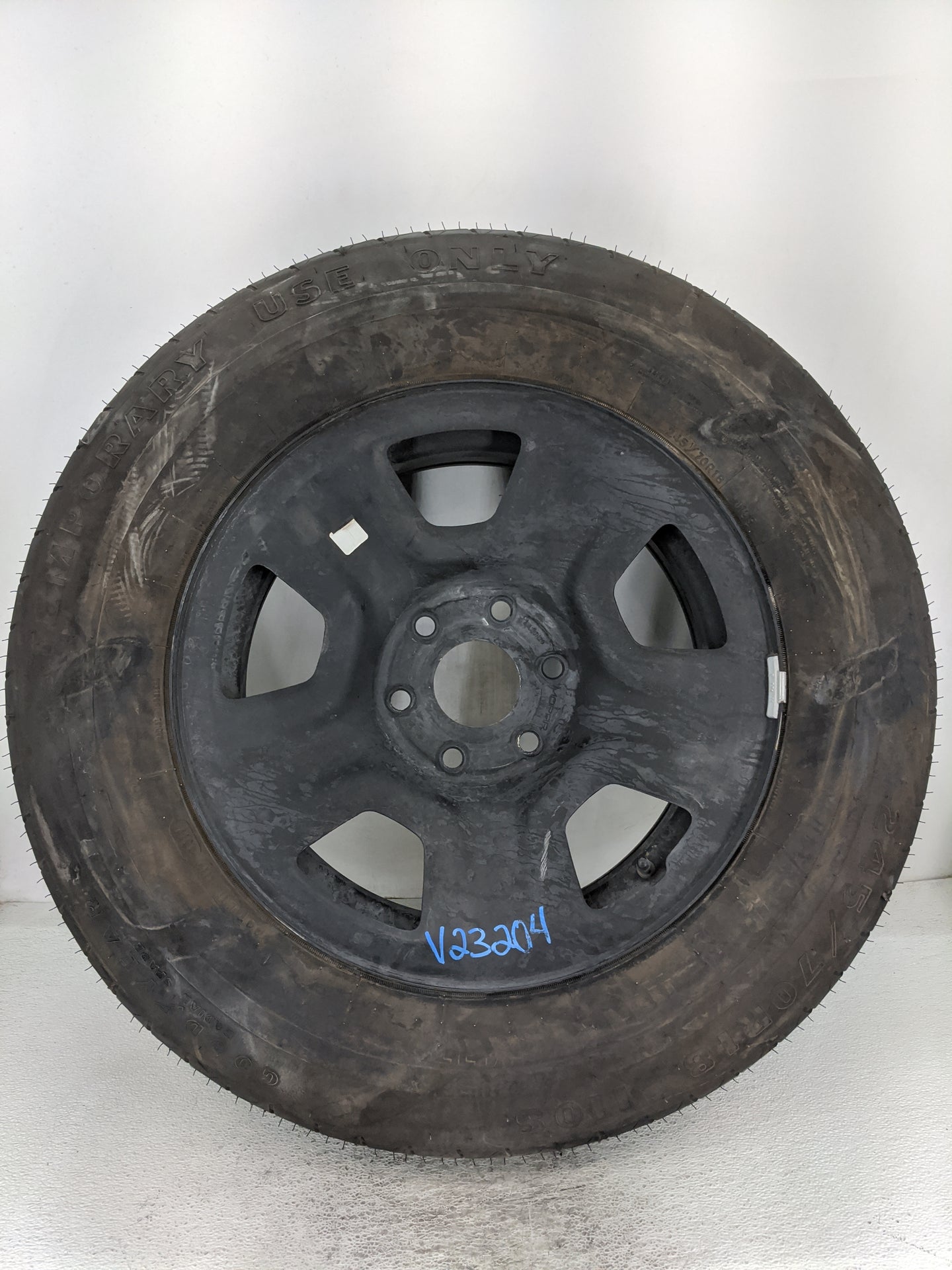 Dodge Ram 1500 Spare Donut Tire Wheel Rim Oem 1461854 - Oemusedautoparts1.com