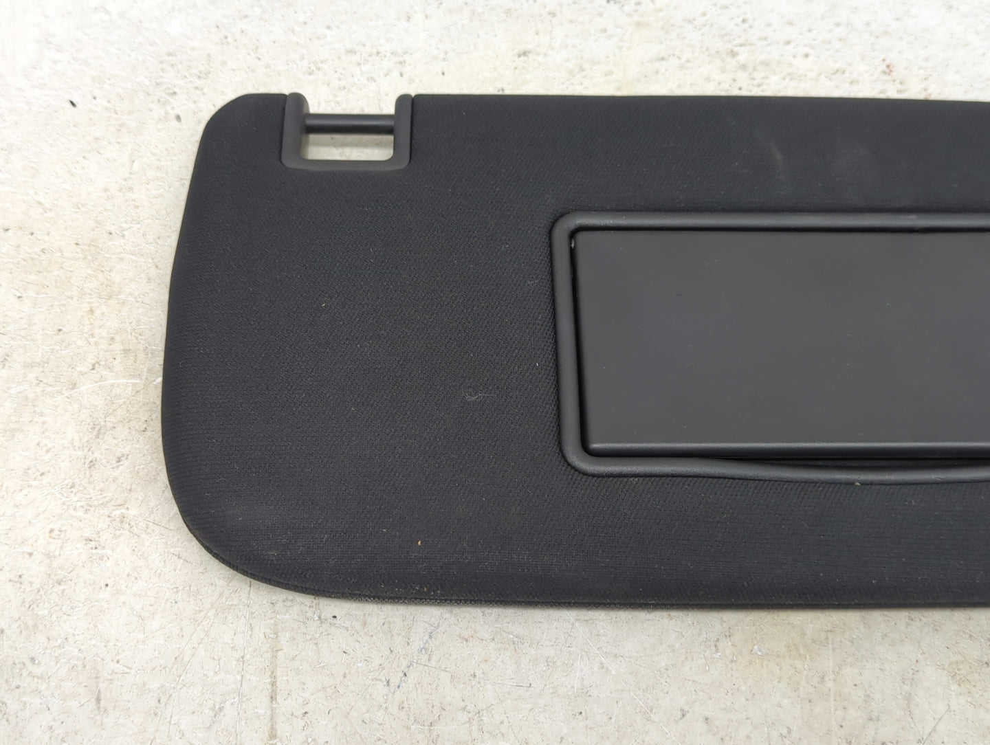 2020 Dodge Ram 1500 Sun Visor Shade Replacement Passenger Right Mirror Fits Fits 2019 2021 2022 OEM Used Auto Parts - Oemuse