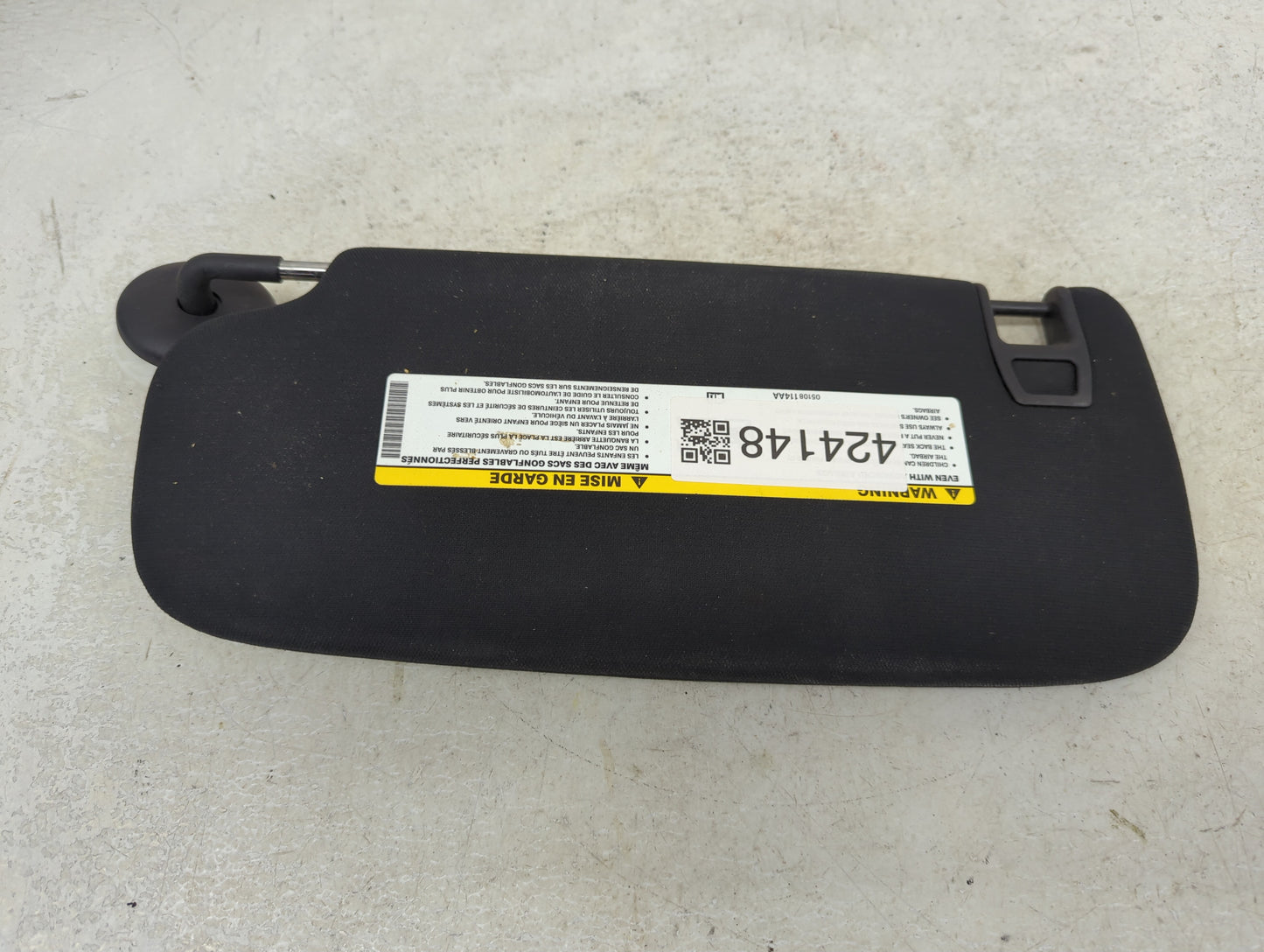 2020 Dodge Ram 1500 Sun Visor Shade Replacement Passenger Right Mirror Fits Fits 2019 2021 2022 OEM Used Auto Parts - Oemuse
