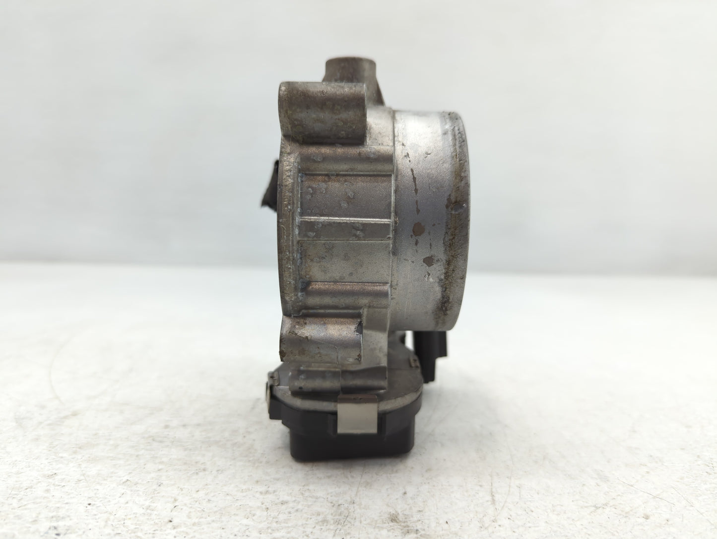 2020 Dodge Ram 1500 Throttle Body P/N:53034251AD Fits Fits 2012 2013 2014 2015 2016 2017 2018 2019 2021 2022 OEM Used Auto P