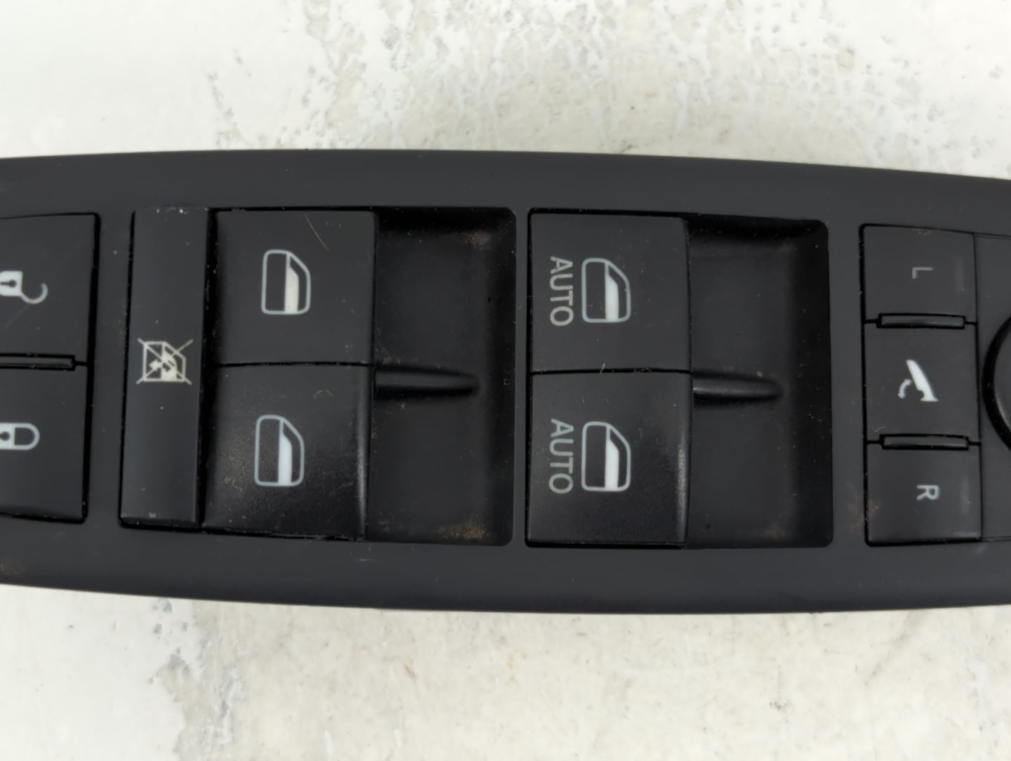 2020 Dodge Ram 1500 Master Power Window Switch Replacement Driver Side Left P/N:68262252AC Fits OEM Used Auto Parts - Oemuse