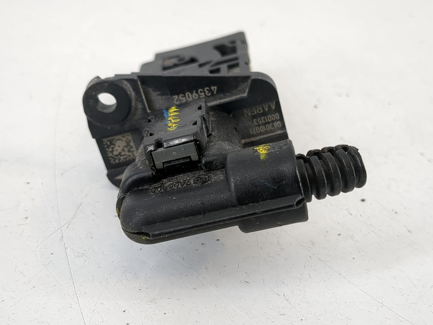 Dodge Ram 2500 Mass Air Flow Meter Maf - Oemusedautoparts1.com