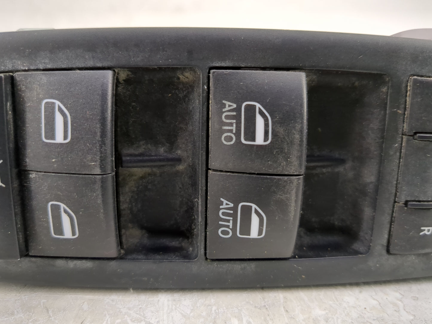 2020 Dodge Ram 2500 Master Power Window Switch Replacement Driver Side Left P/N:68262253AC Fits Fits 2016 2017 2018 2019 202