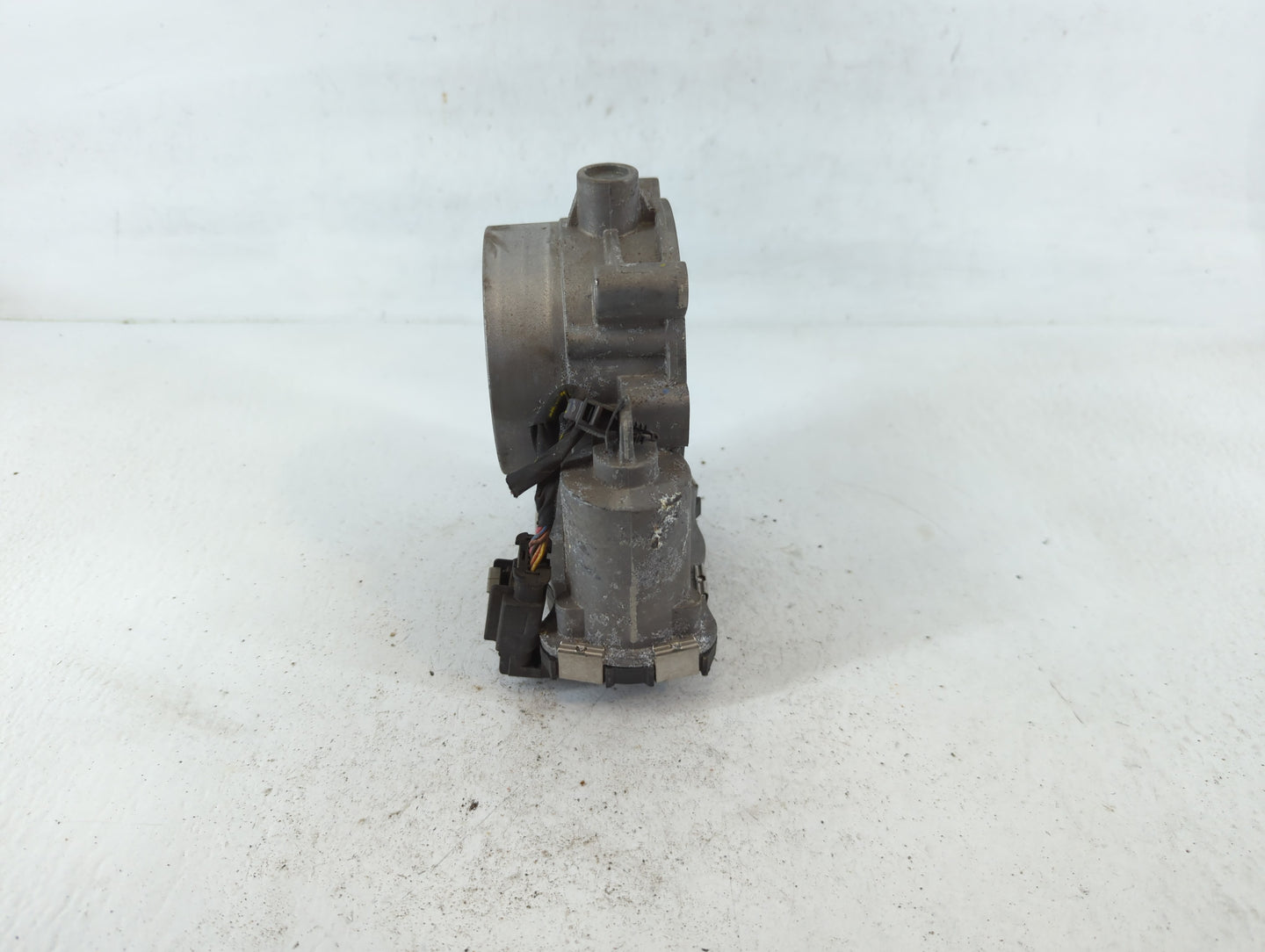 2020 Dodge Ram 2500 Throttle Body P/N:2350 04 25 530342 Fits Fits 2012 2013 2014 2015 2016 2017 2018 2019 2021 2022 OEM Used