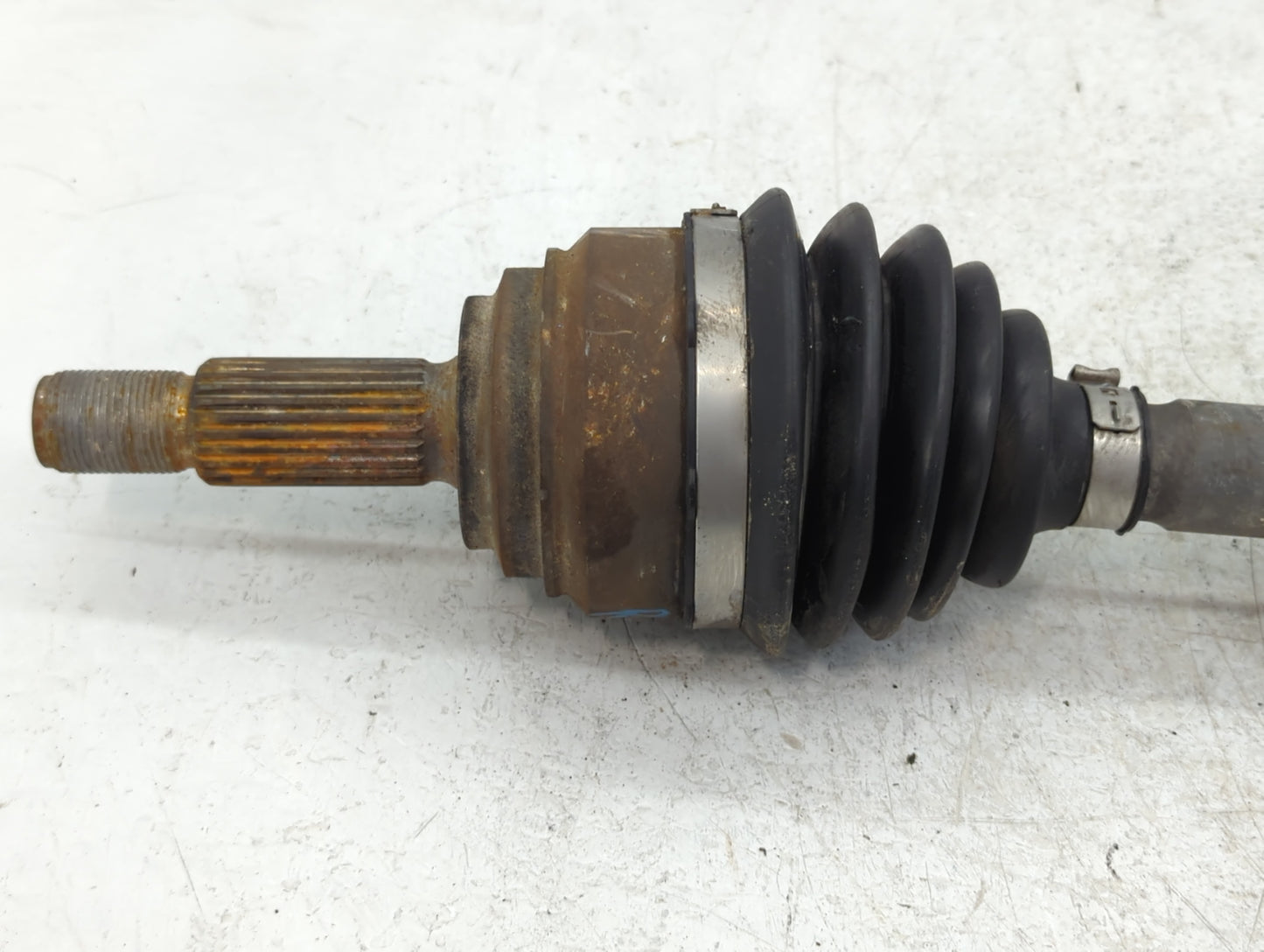 2018-2021 Ford Ecosport Axle Shaft Front Passenger Cv C/v - Oemusedautoparts1.com