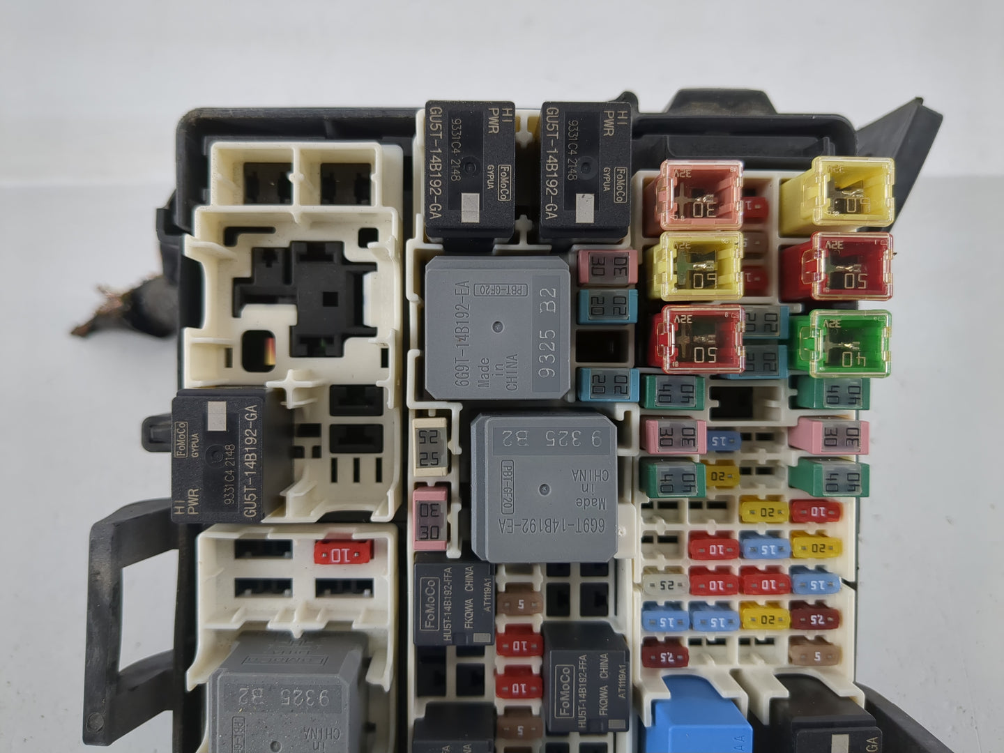 2018-2020 Ford Ecosport Fusebox Fuse Box Panel Relay Module P/N:GN15-12A581-LZH Fits Fits 2018 2019 2020 OEM Used Auto Parts