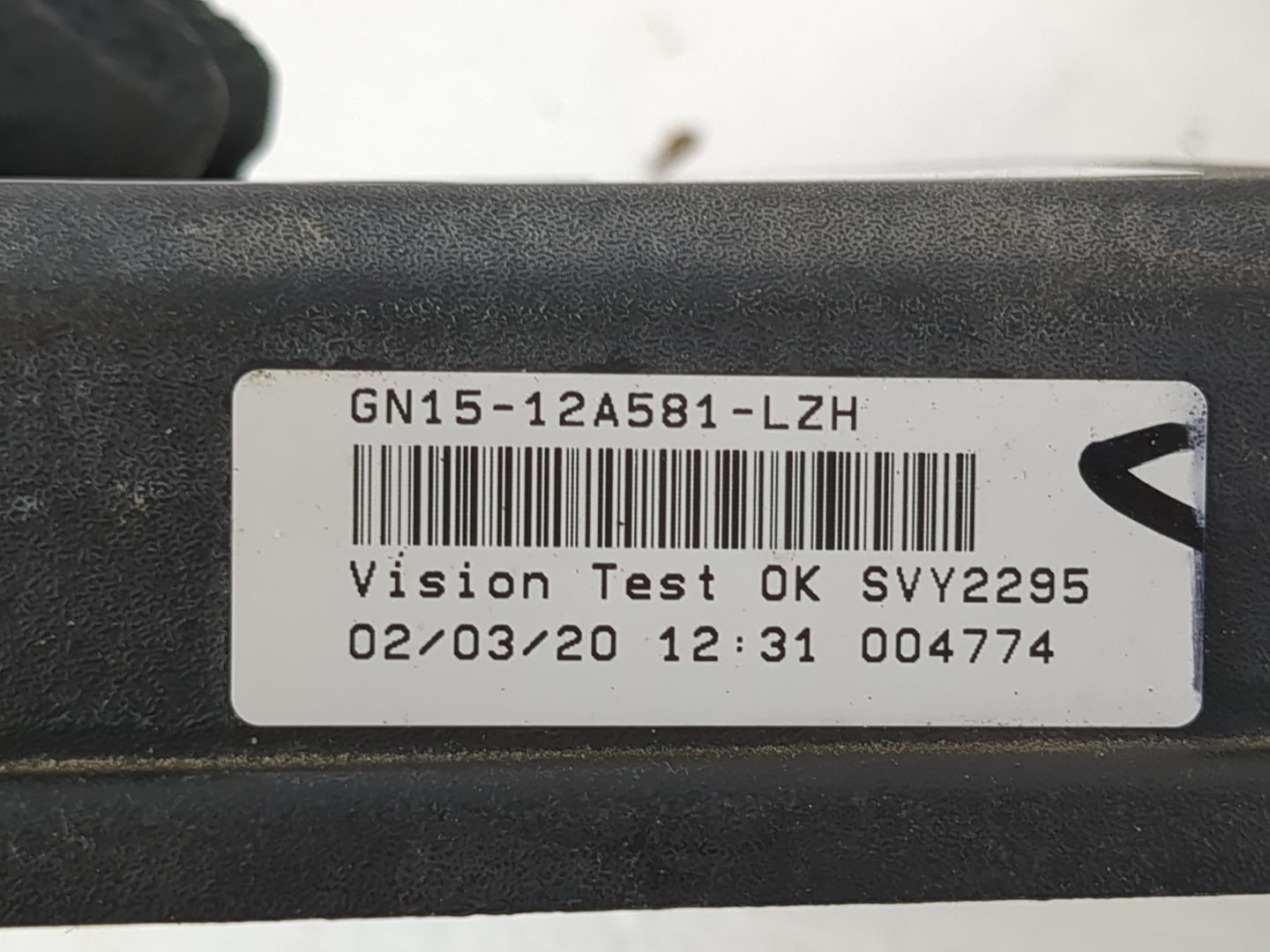 2018-2020 Ford Ecosport Fusebox Fuse Box Panel Relay Module P/N:GN15-12A581-LZH Fits Fits 2018 2019 2020 OEM Used Auto Parts