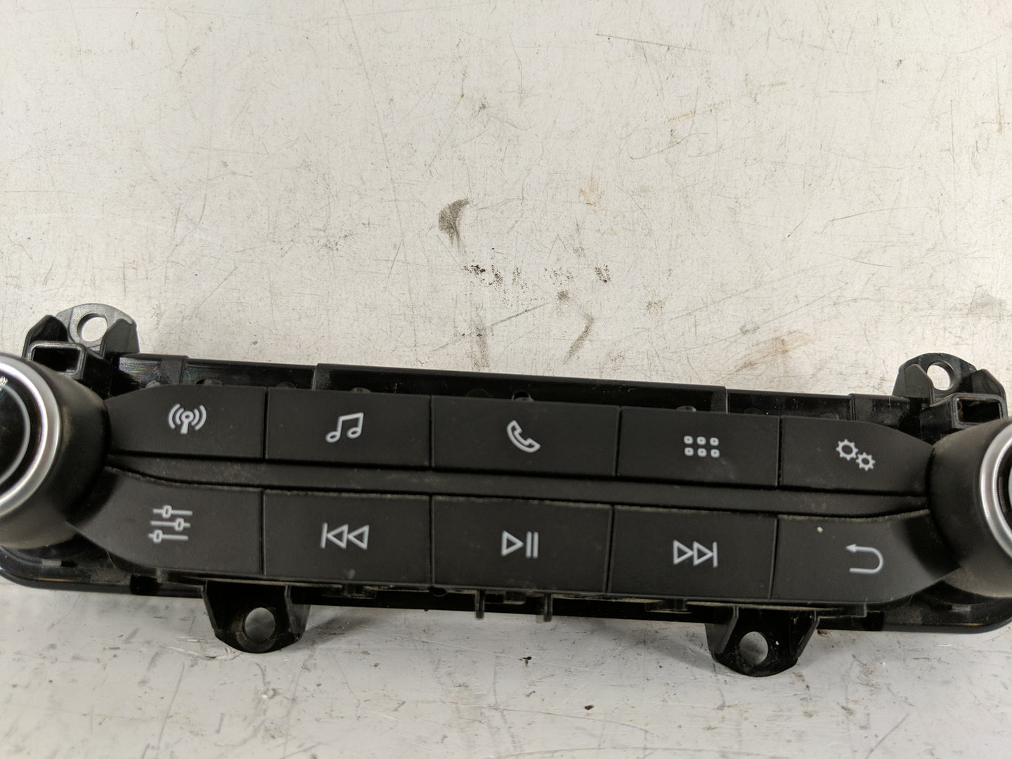 2018-2020 Ford Ecosport Radio Control Panel - Oemusedautoparts1.com