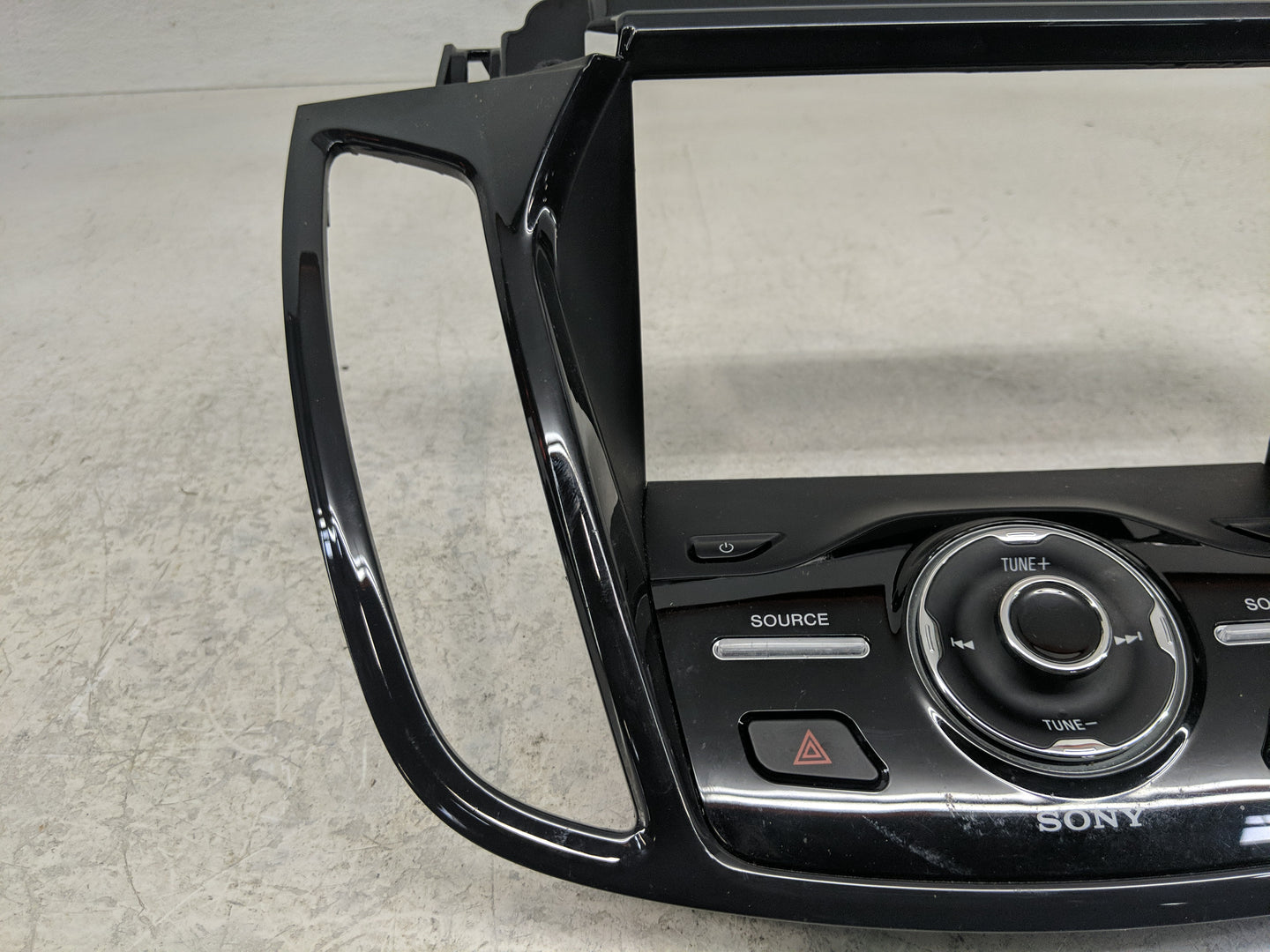 2018-2020 Ford Ecosport Radio Control Panel 1255254 - Oemusedautoparts1.com
