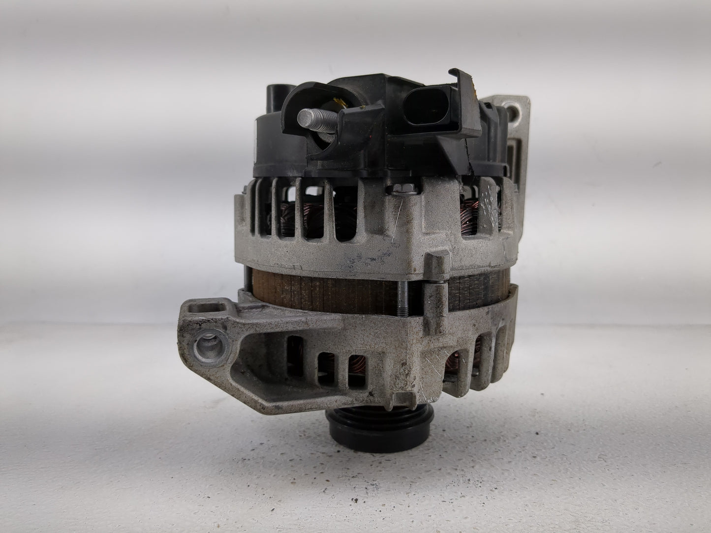 2018-2022 Ford Ecosport Alternator Replacement Generator Charging Assembly Engine OEM P/N:GN11-10300-BA Fits OEM Used Auto P