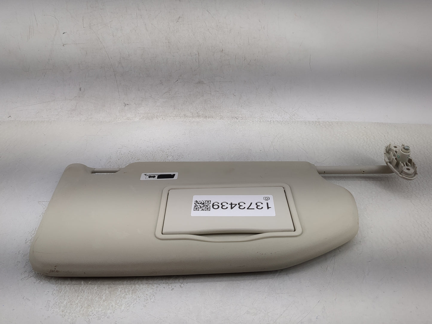 2019-2020 Ford Ecosport Sun Visor Shade Replacement Passenger Right Mirror Fits Fits 2019 2020 OEM Used Auto Parts - Oemused