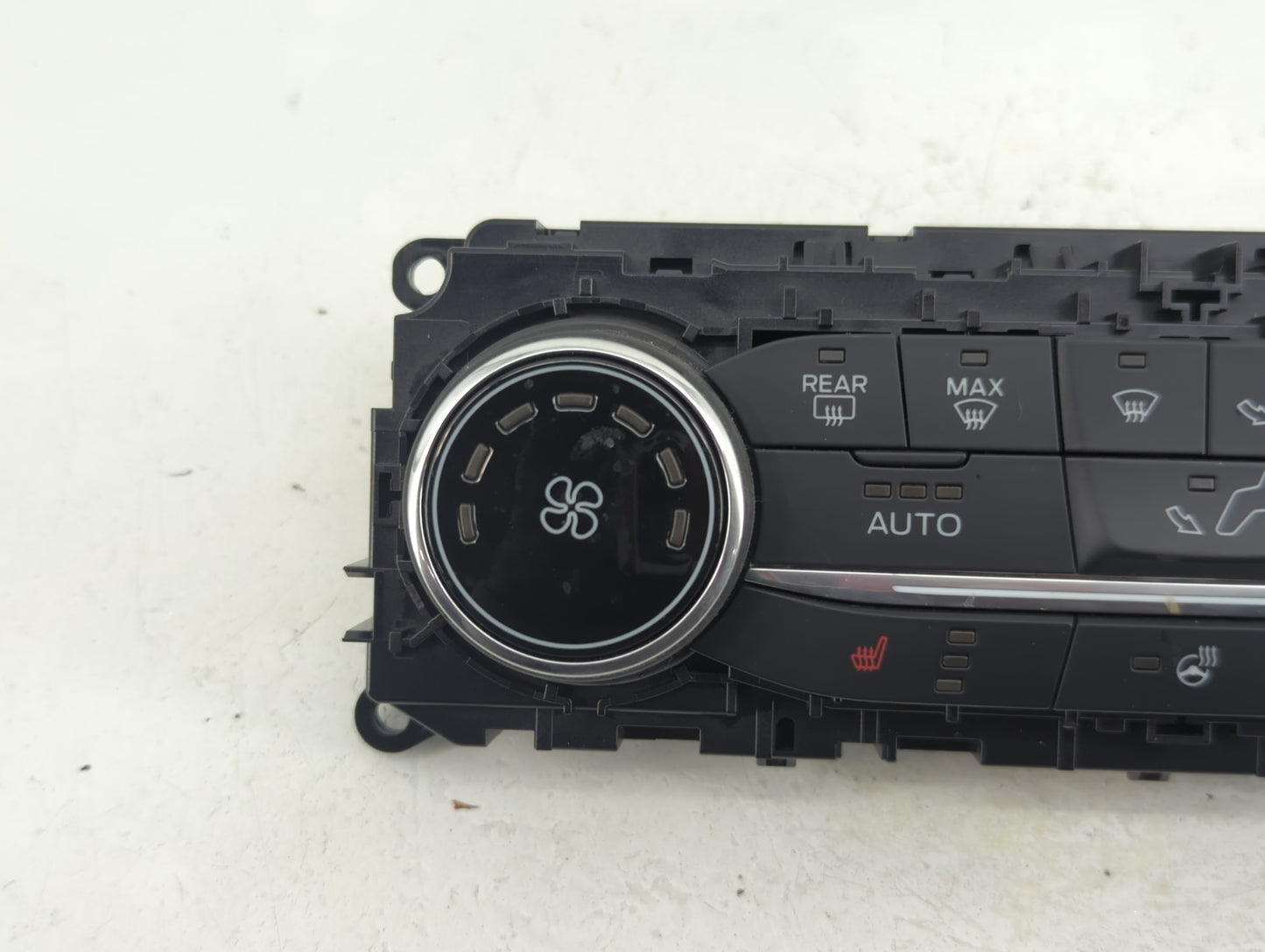 2018-2020 Ford Ecosport Climate Control Module Temperature AC/Heater Replacement P/N:GN15-18C612-GJ Fits Fits 2018 2019 2020