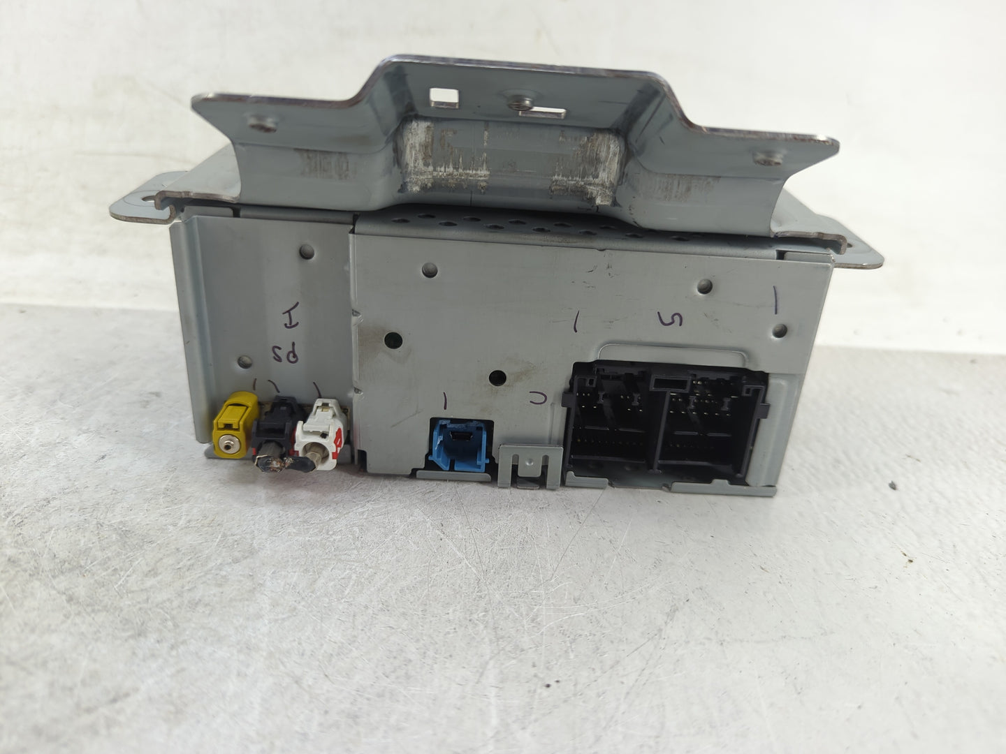 2018-2020 Ford Ecosport Radio AM FM Cd Player Receiver Replacement P/N:LU5T-18K810-DF Fits Fits 2018 2019 2020 OEM Used Auto