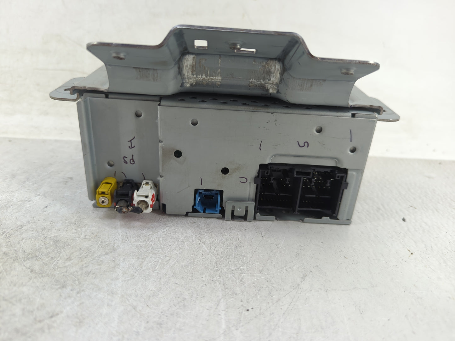 2018-2020 Ford Ecosport Radio AM FM Cd Player Receiver Replacement P/N:LU5T-18K810-DF Fits Fits 2018 2019 2020 OEM Used Auto