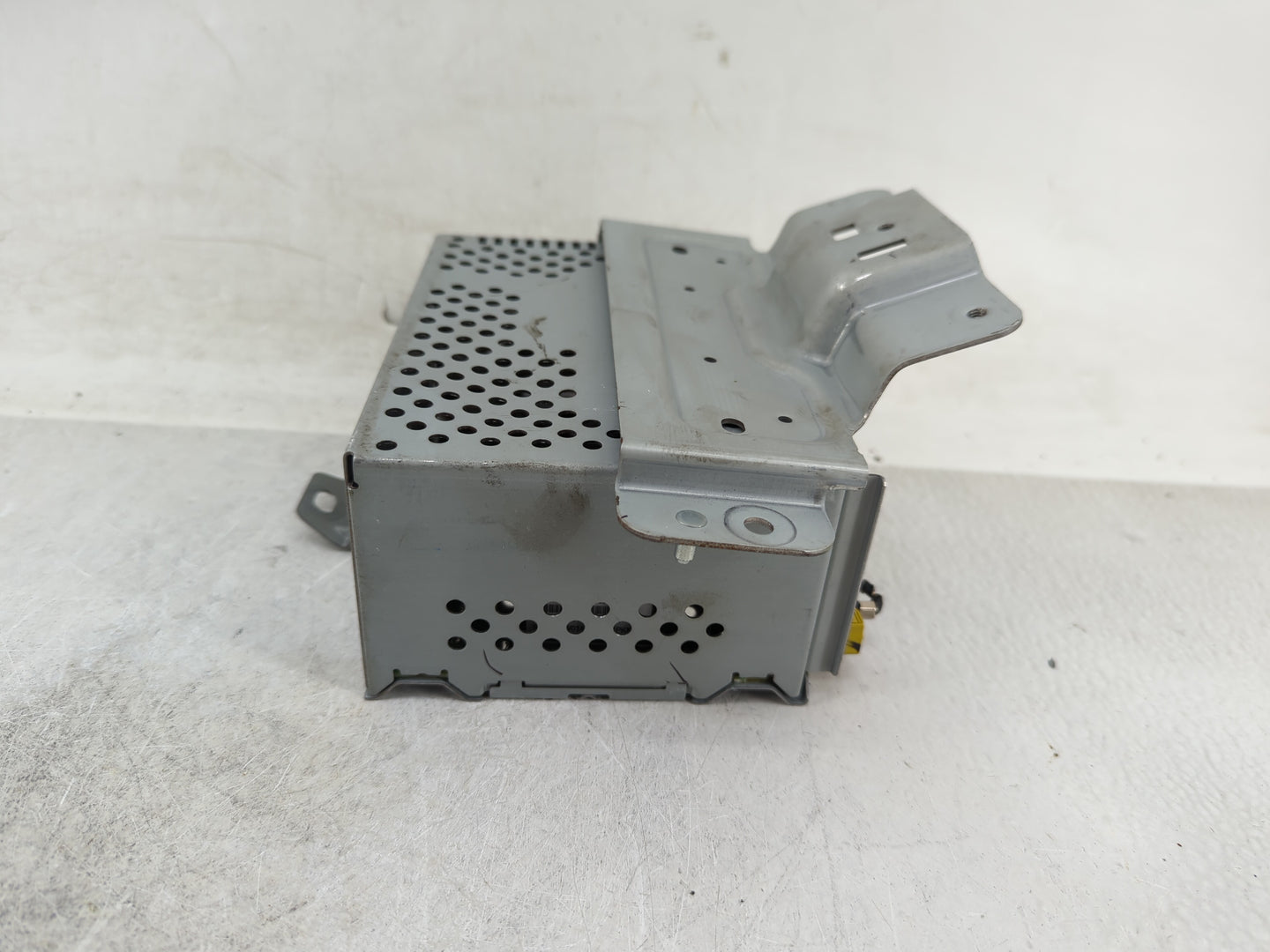 2018-2020 Ford Ecosport Radio AM FM Cd Player Receiver Replacement P/N:LU5T-18K810-DF Fits Fits 2018 2019 2020 OEM Used Auto