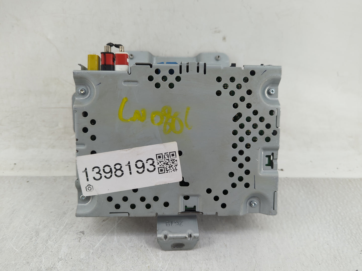 2018-2020 Ford Ecosport Radio AM FM Cd Player Receiver Replacement P/N:LU5T-18K810-DF Fits Fits 2018 2019 2020 OEM Used Auto