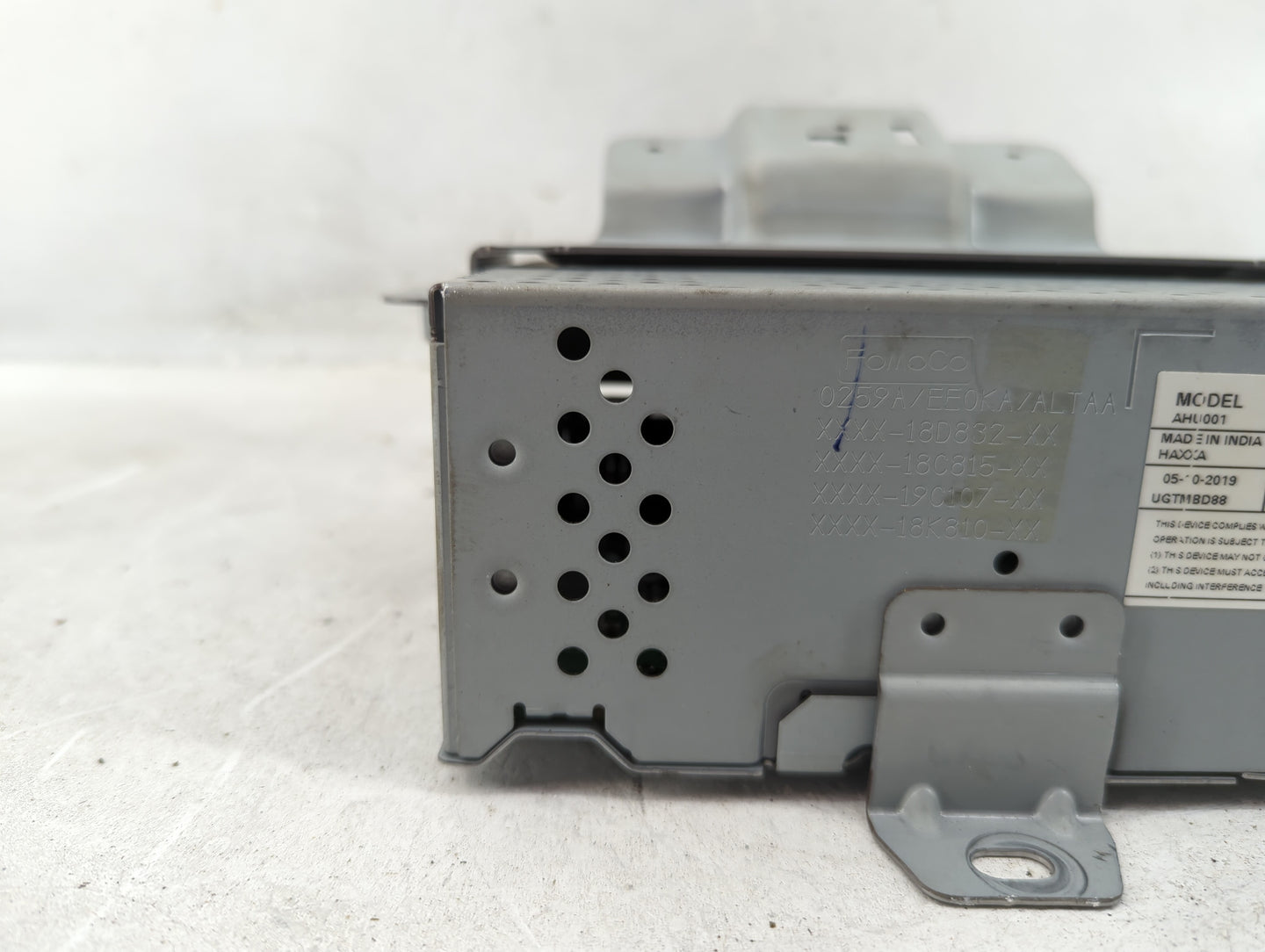 2020 Ford Ecosport Radio AM FM Cd Player Receiver Replacement P/N:LU5T-18K810-KF Fits OEM Used Auto Parts - Oemusedautoparts