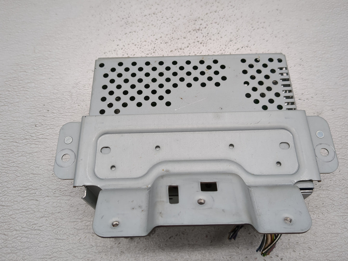 2020 Ford Ecosport Radio AM FM Cd Player Receiver Replacement P/N:LU5T-18K810-KF Fits OEM Used Auto Parts - Oemusedautoparts