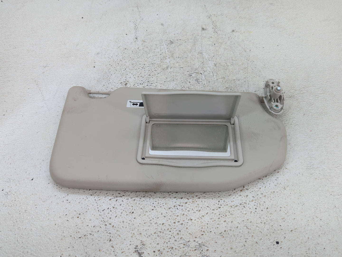 2019-2020 Ford Ecosport Sun Visor Shade Replacement Passenger Right Mirror Fits Fits 2019 2020 OEM Used Auto Parts - Oemused