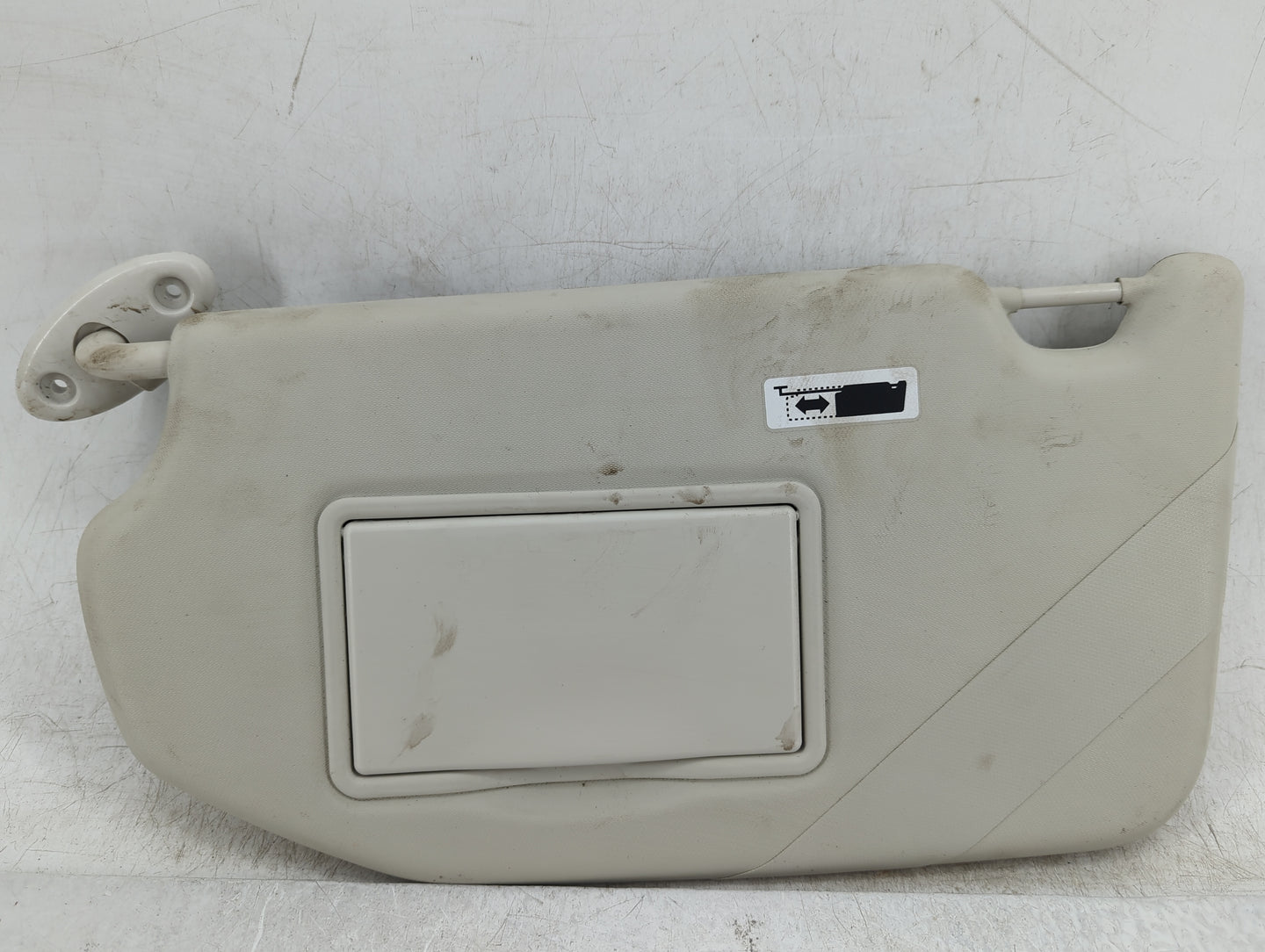 2018-2020 Ford Ecosport Sun Visor Shade Replacement Passenger Right Mirror Fits Fits 2018 2019 2020 OEM Used Auto Parts - Oe
