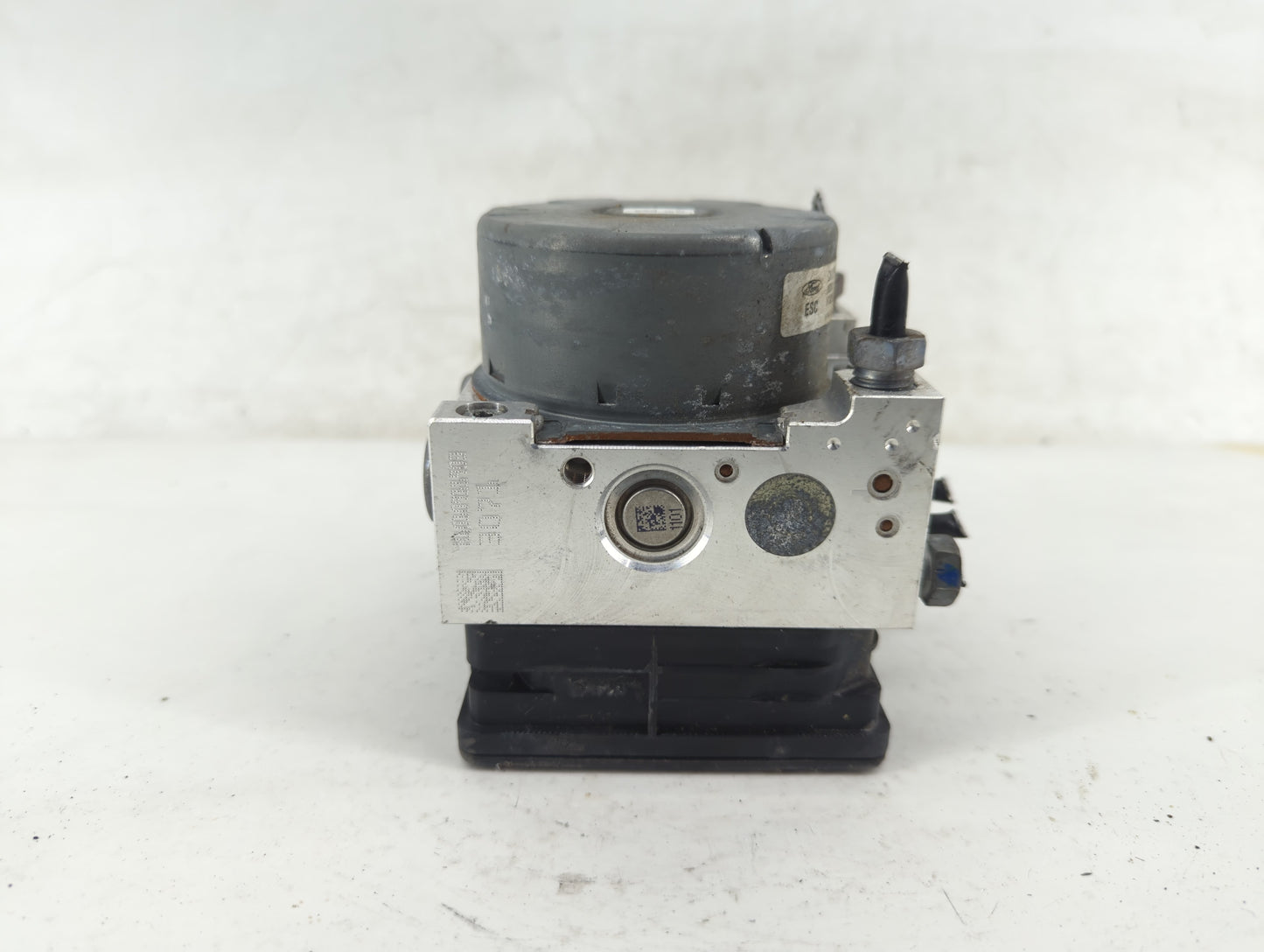 2018-2020 Ford Ecosport ABS Pump Control Module Replacement P/N:GN15-2B373-EA Fits Fits 2018 2019 2020 OEM Used Auto Parts -