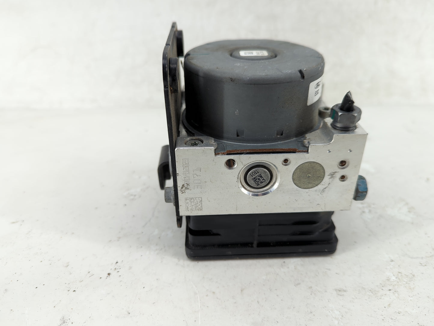 2018-2020 Ford Ecosport ABS Pump Control Module Replacement P/N:GN15-2C219-EA Fits Fits 2018 2019 2020 OEM Used Auto Parts -