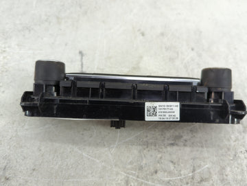 2018-2020 Ford Ecosport Radio AM FM Cd Player Receiver Replacement P/N:GN15-18K811-HE 10175177-03 Fits Fits 2018 2019 2020 OEM Used Auto Parts