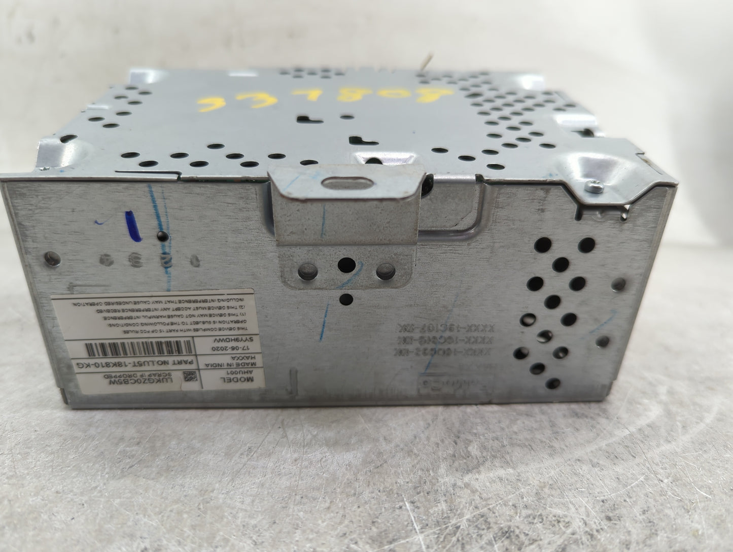 2020 Ford Ecosport Radio AM FM Cd Player Receiver Replacement P/N:LU5T-18K80-KG Fits OEM Used Auto Parts - Oemusedautoparts1