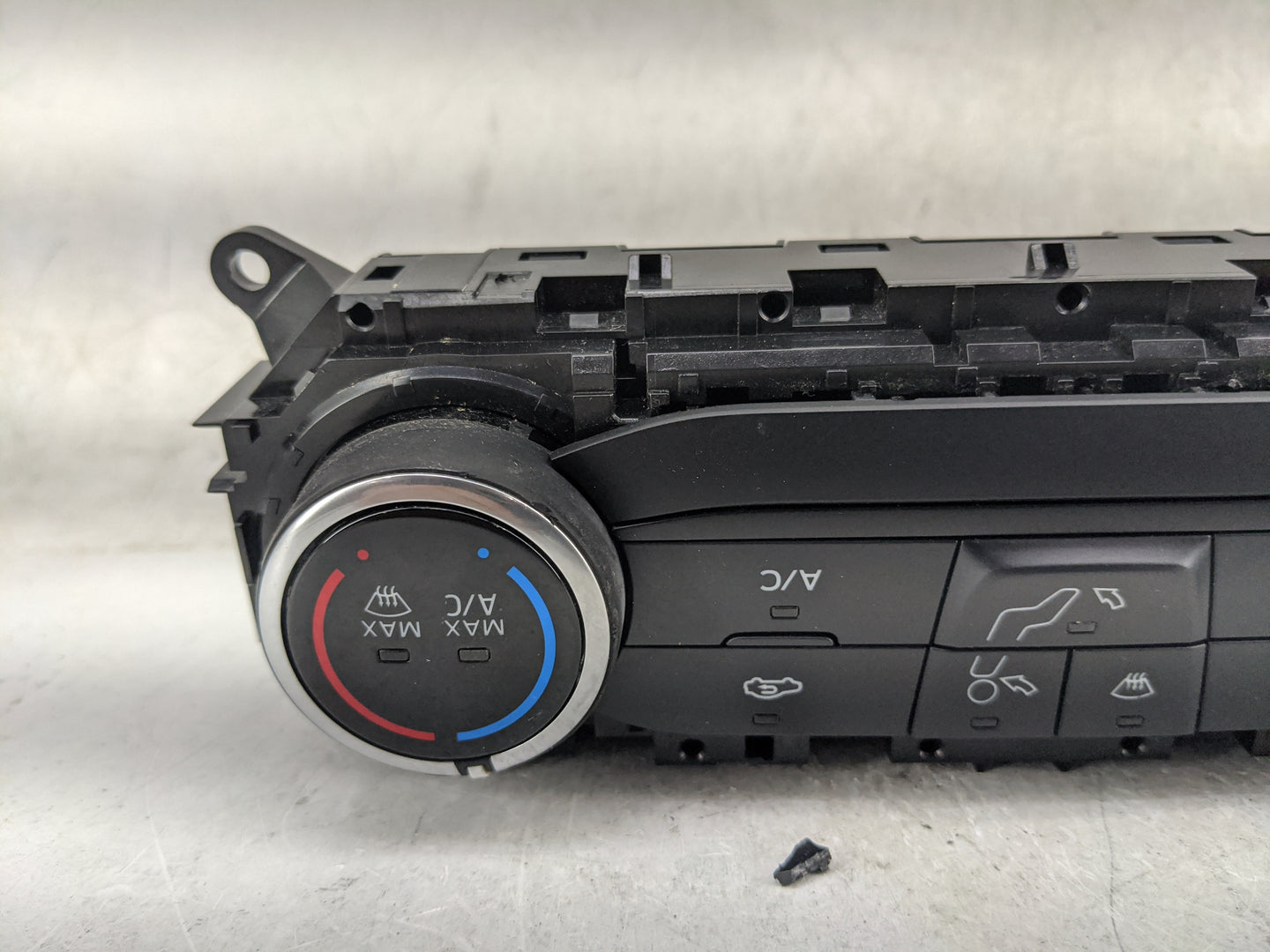 2018-2020 Ford Ecosport Climate Control Module Temperature AC/Heater Replacement P/N:B515 AC E174005 C Fits Fits 2018 2019 2