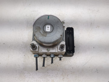 2018-2020 Ford Ecosport ABS Pump Control Module Replacement P/N:GN15-2B373-EA GN15-2C219-EA Fits Fits 2018 2019 2020 OEM Used Auto Parts