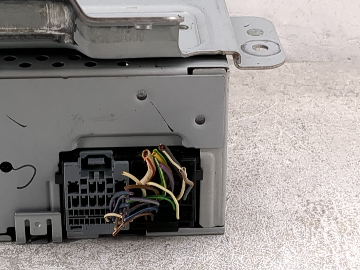 2020 Ford Ecosport Radio AM FM Cd Player Receiver Replacement P/N:LUKFZ006W7P LU5T-18K810-KF, AHU001 Fits OEM Used Auto Part