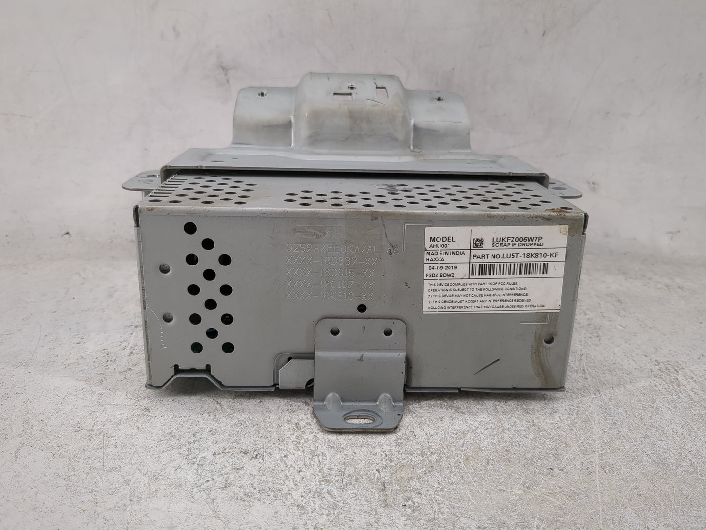 2020 Ford Ecosport Radio AM FM Cd Player Receiver Replacement P/N:LUKFZ006W7P LU5T-18K810-KF, AHU001 Fits OEM Used Auto Part