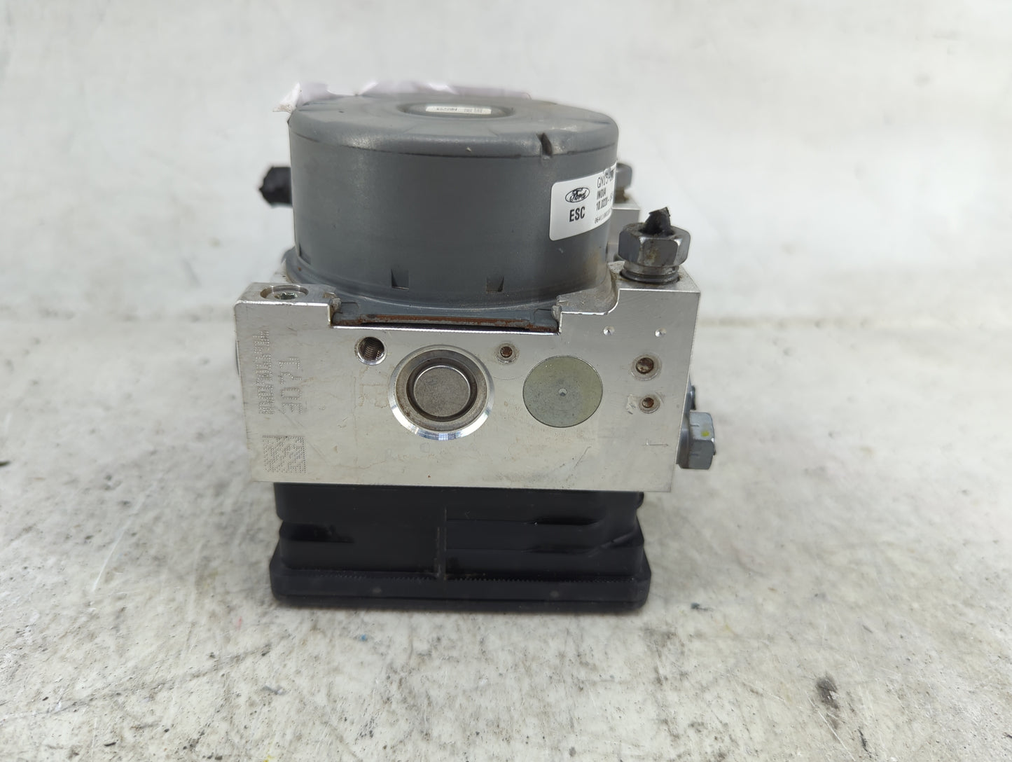 2018-2020 Ford Ecosport ABS Pump Control Module Replacement P/N:GN15-2C219-EA GN15-2C373-EA Fits Fits 2018 2019 2020 OEM Use