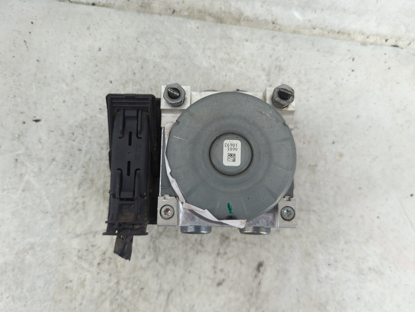 2018-2020 Ford Ecosport ABS Pump Control Module Replacement P/N:GN15-2C219-EA GN15-2C373-EA Fits Fits 2018 2019 2020 OEM Use