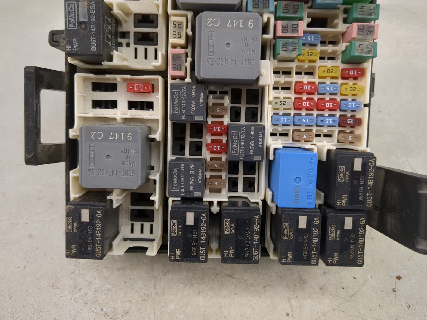 2018-2020 Ford Ecosport Fusebox Fuse Box Panel Relay Module P/N:GU5T-14B192-EGA GU5T-14B192-GA Fits Fits 2018 2019 2020 OEM 