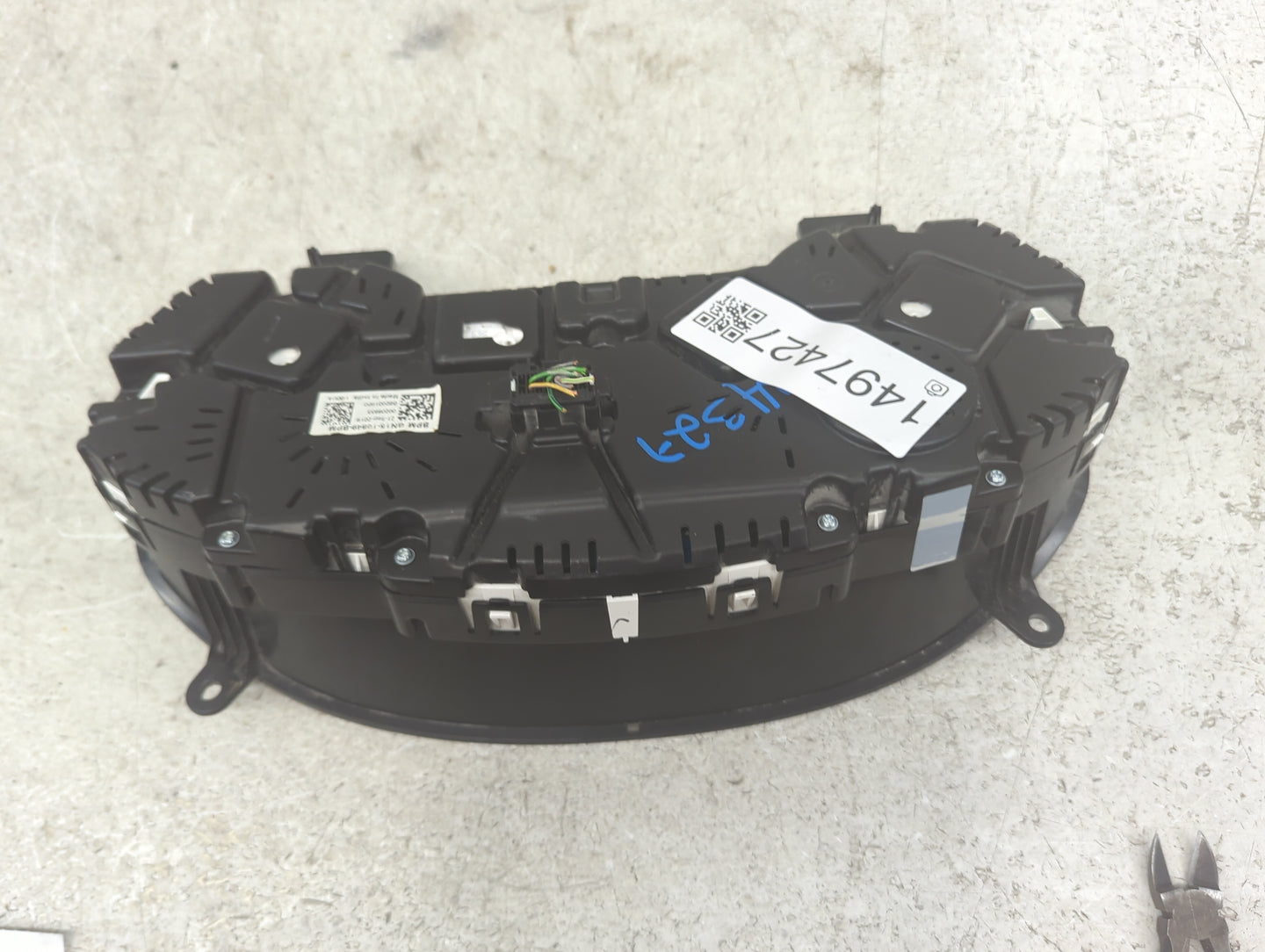2020-2022 Ford Ecosport Instrument Cluster Speedometer Gauges P/N:GN15-10849-BPM Miles: Fits Fits 2020 2021 2022 OEM Used Au