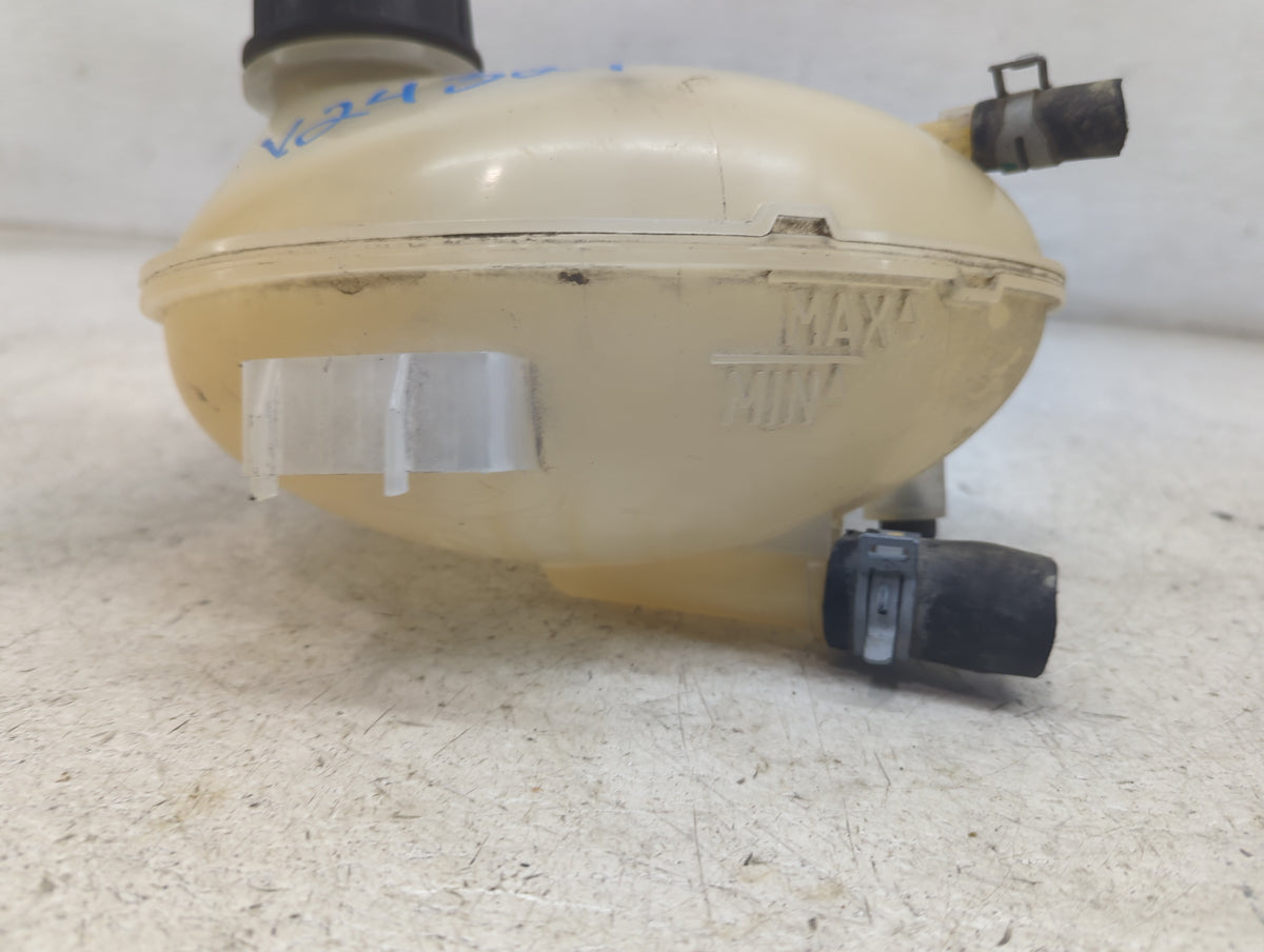 2018-2022 Ford Ecosport Radiator Coolant Overflow Expansion Tank Bottle 1499531 - Oemusedautoparts1.com